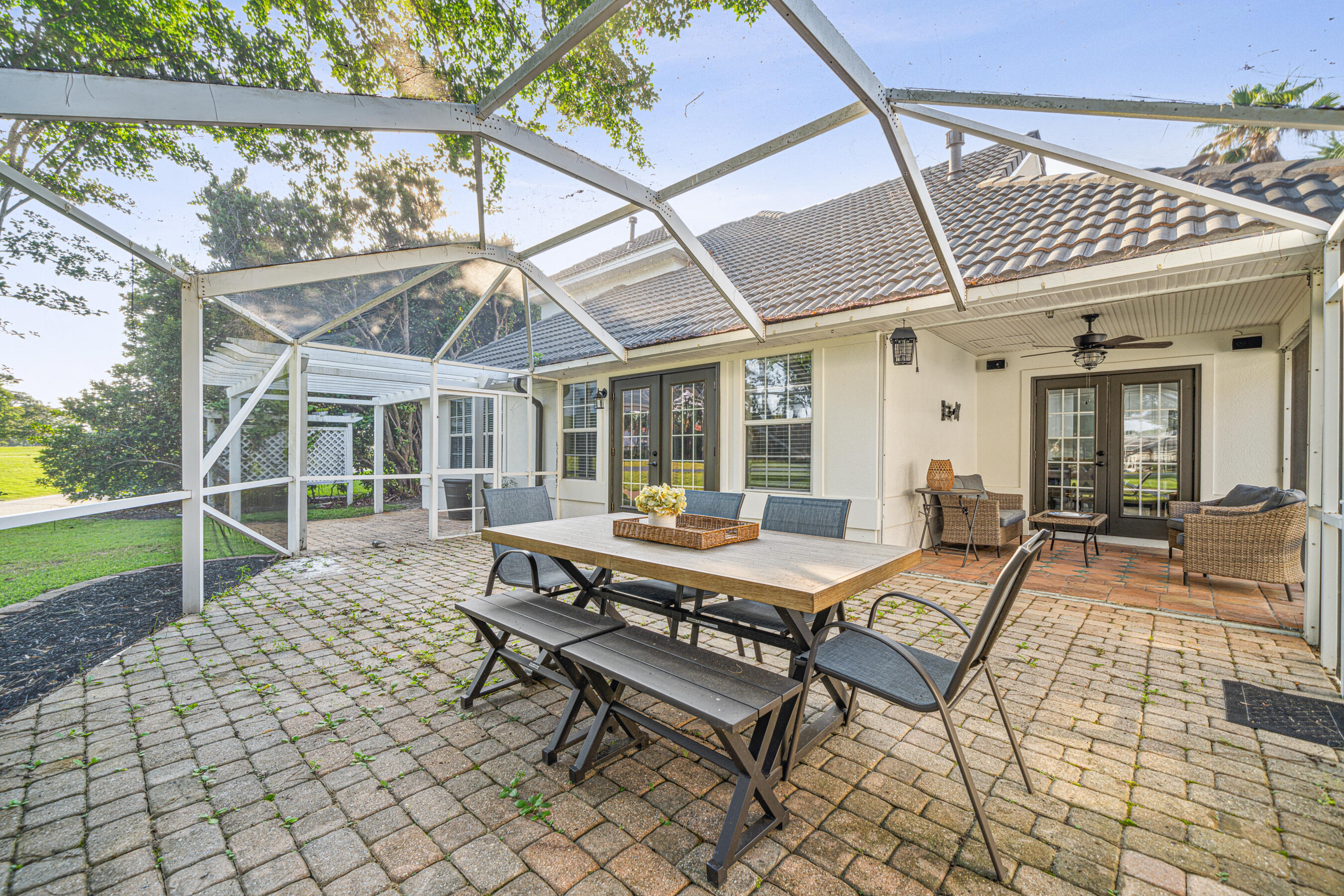 Emerald Bay - Residential