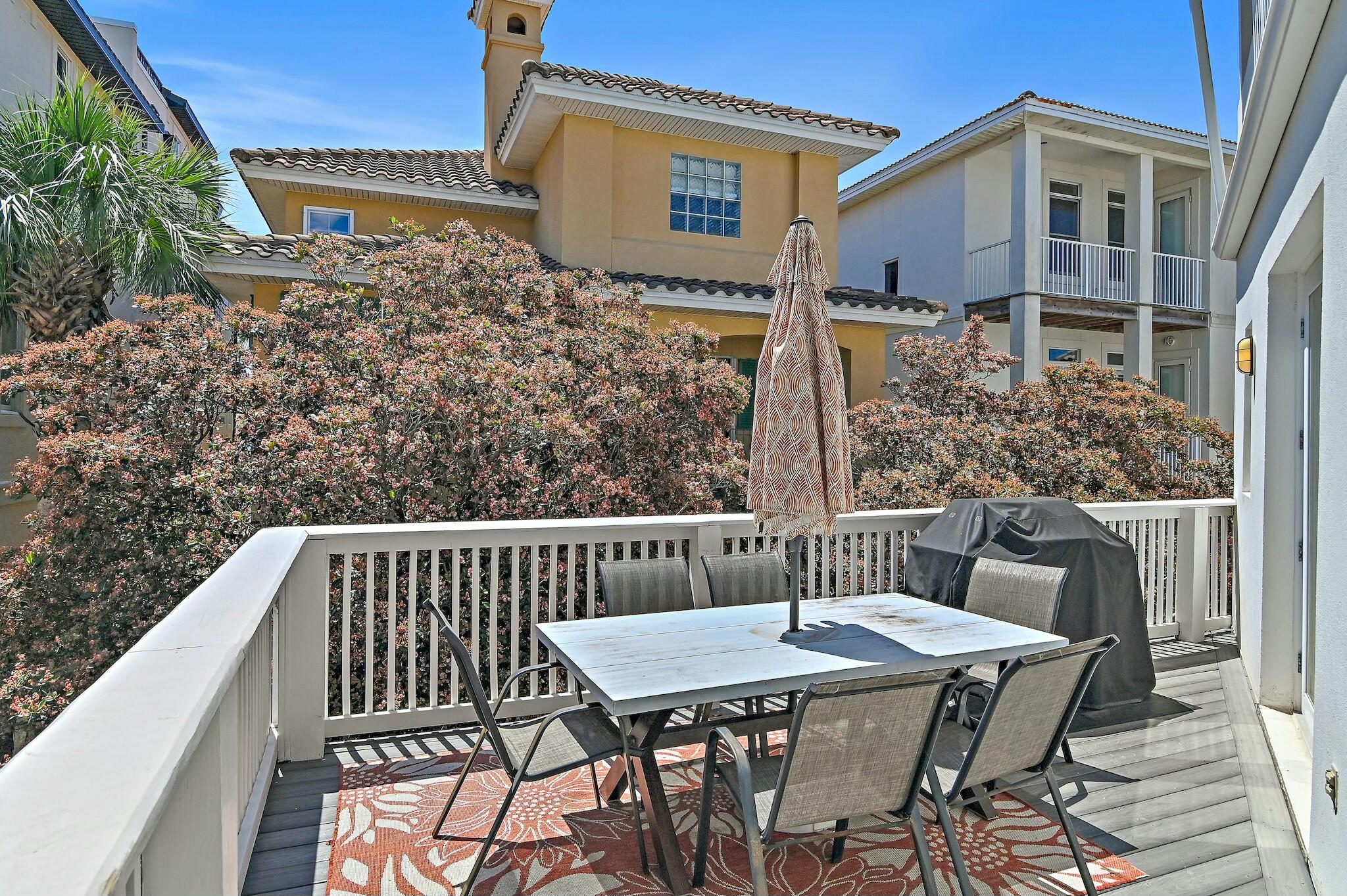 DESTINY BY THE SEA - Residential