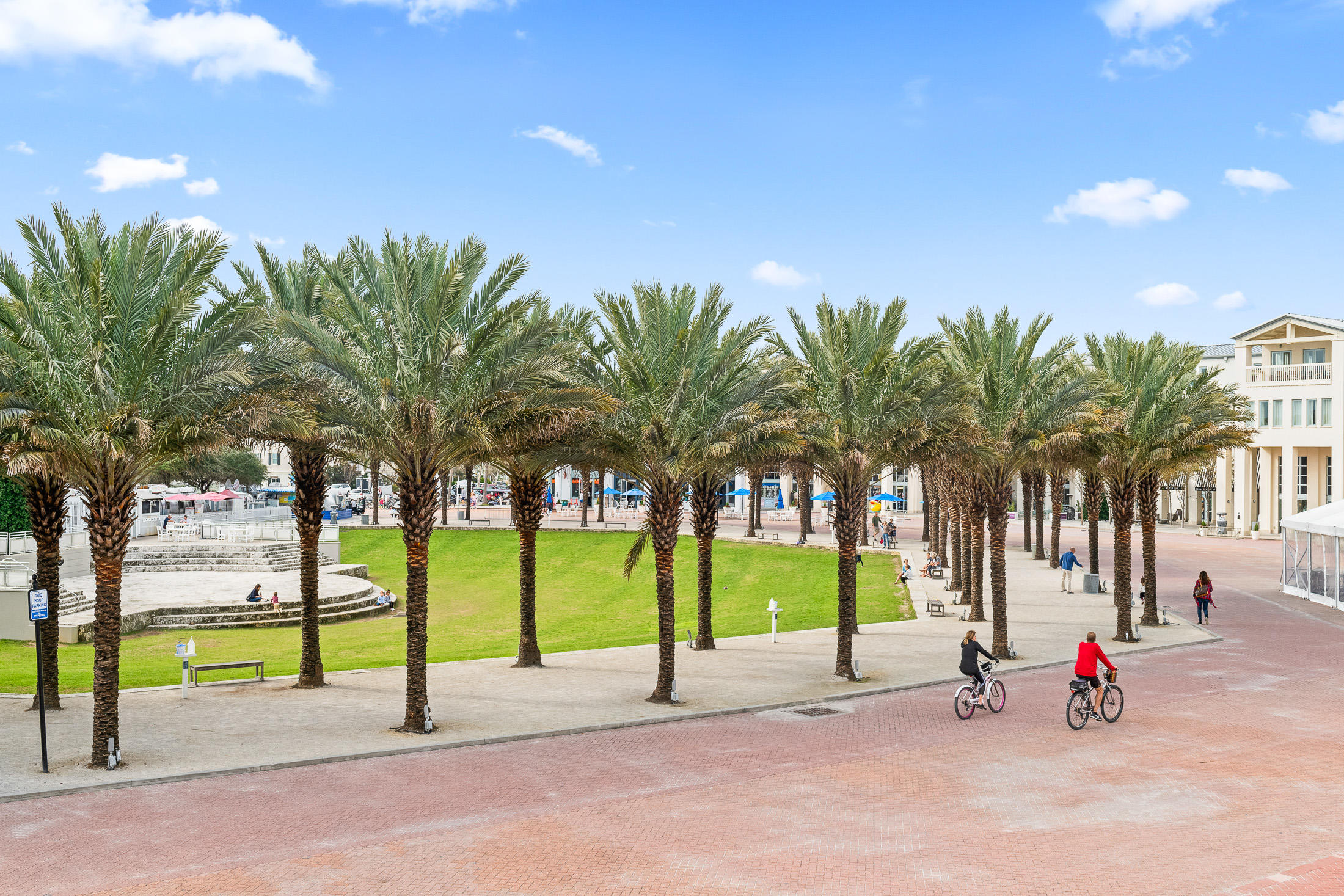 SEASIDE TOWN CENTER - Residential