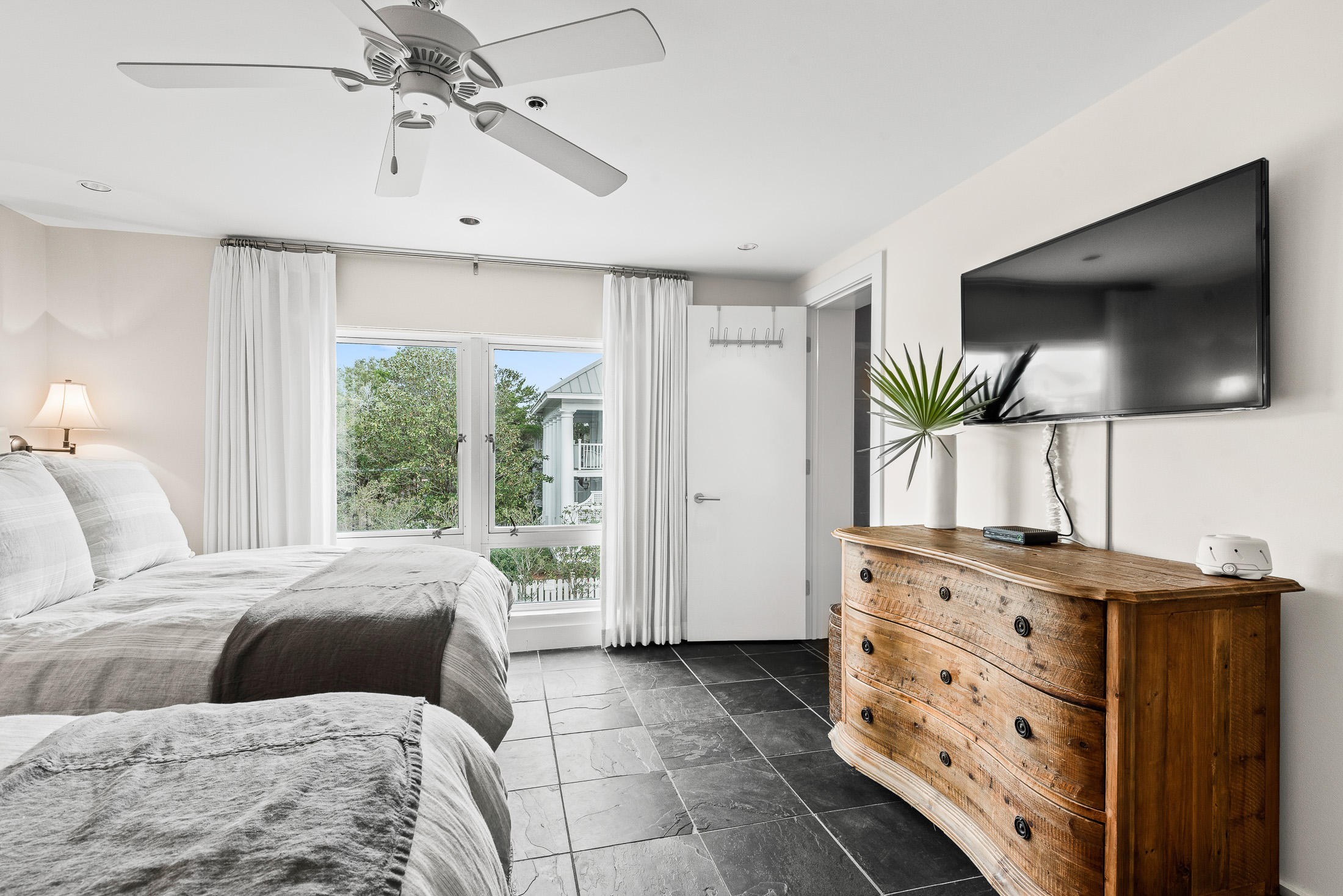 SEASIDE TOWN CENTER - Residential