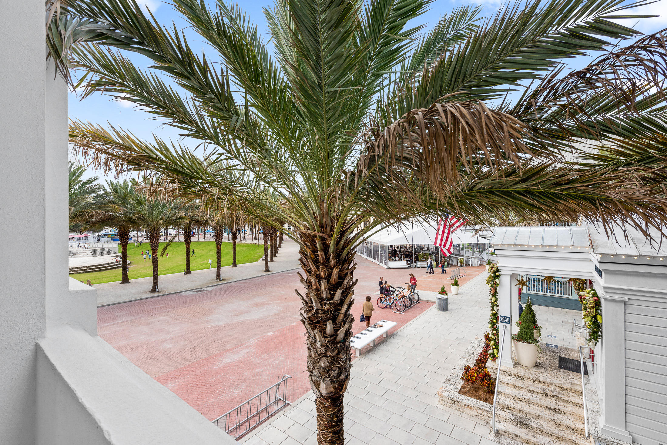 SEASIDE TOWN CENTER - Residential