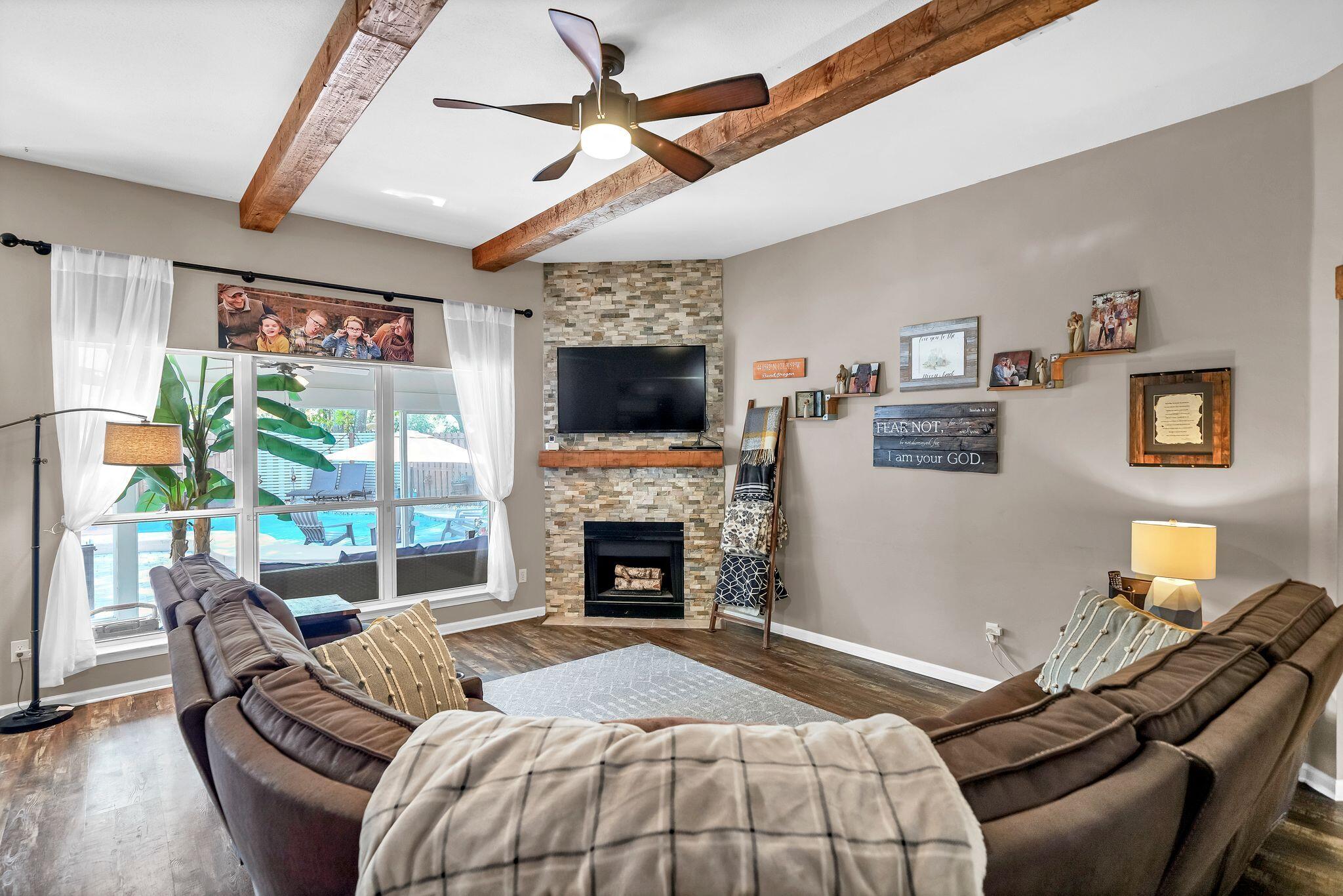 PARKWOOD ESTATES PH 7 - Residential