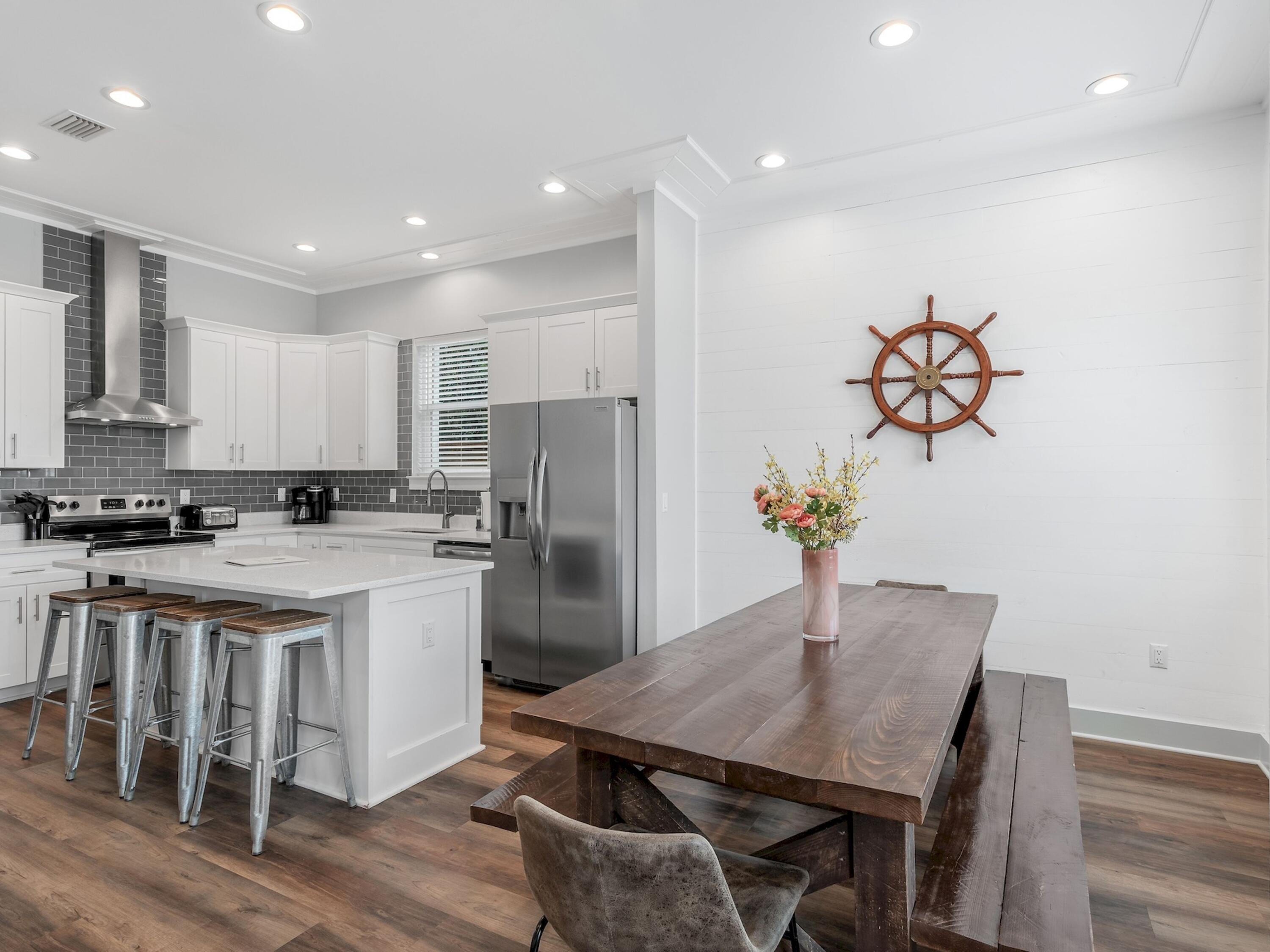 FRANGISTA BEACH 2ND ADDN - Residential