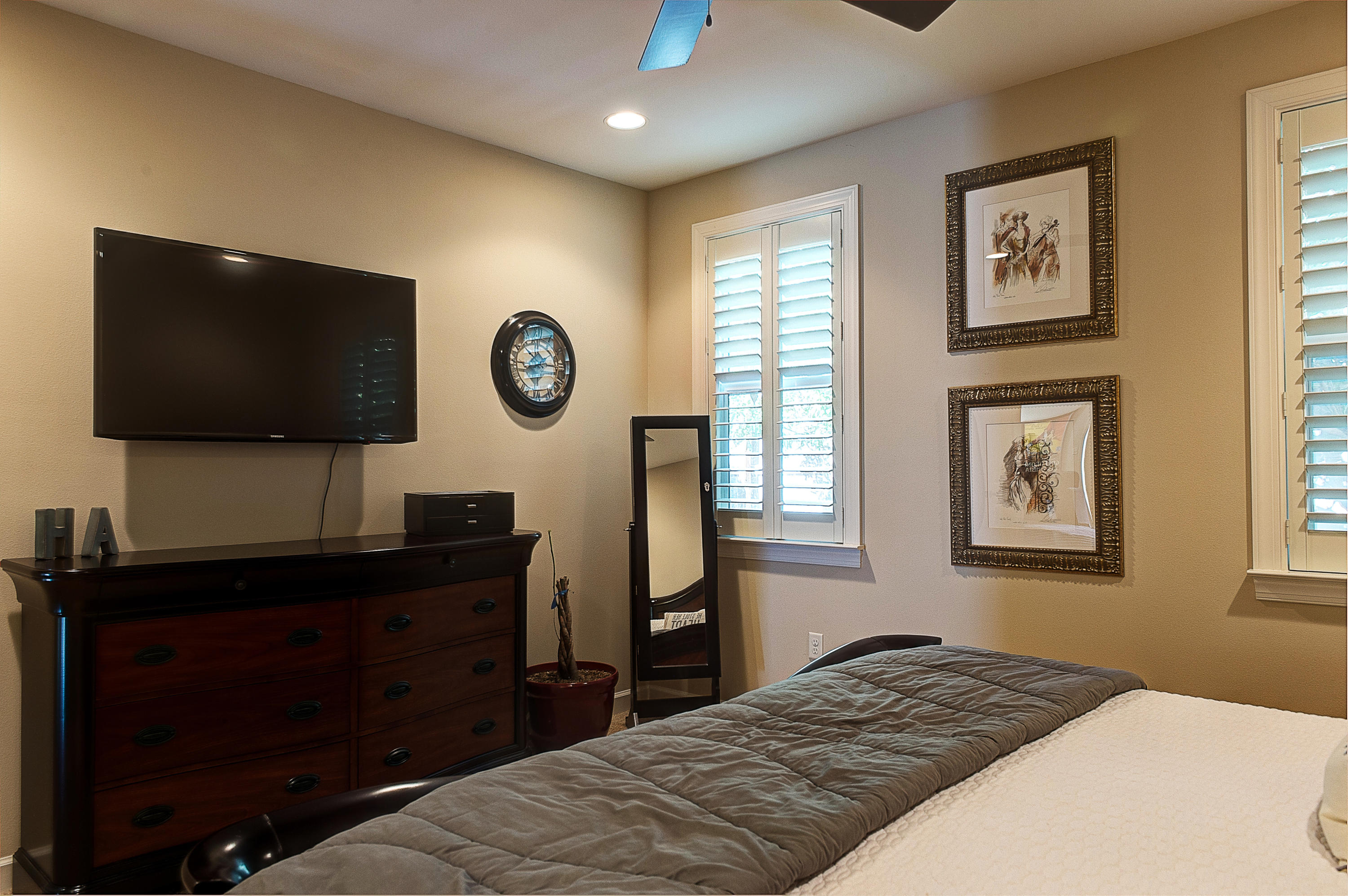 MARINA LANDING - Residential