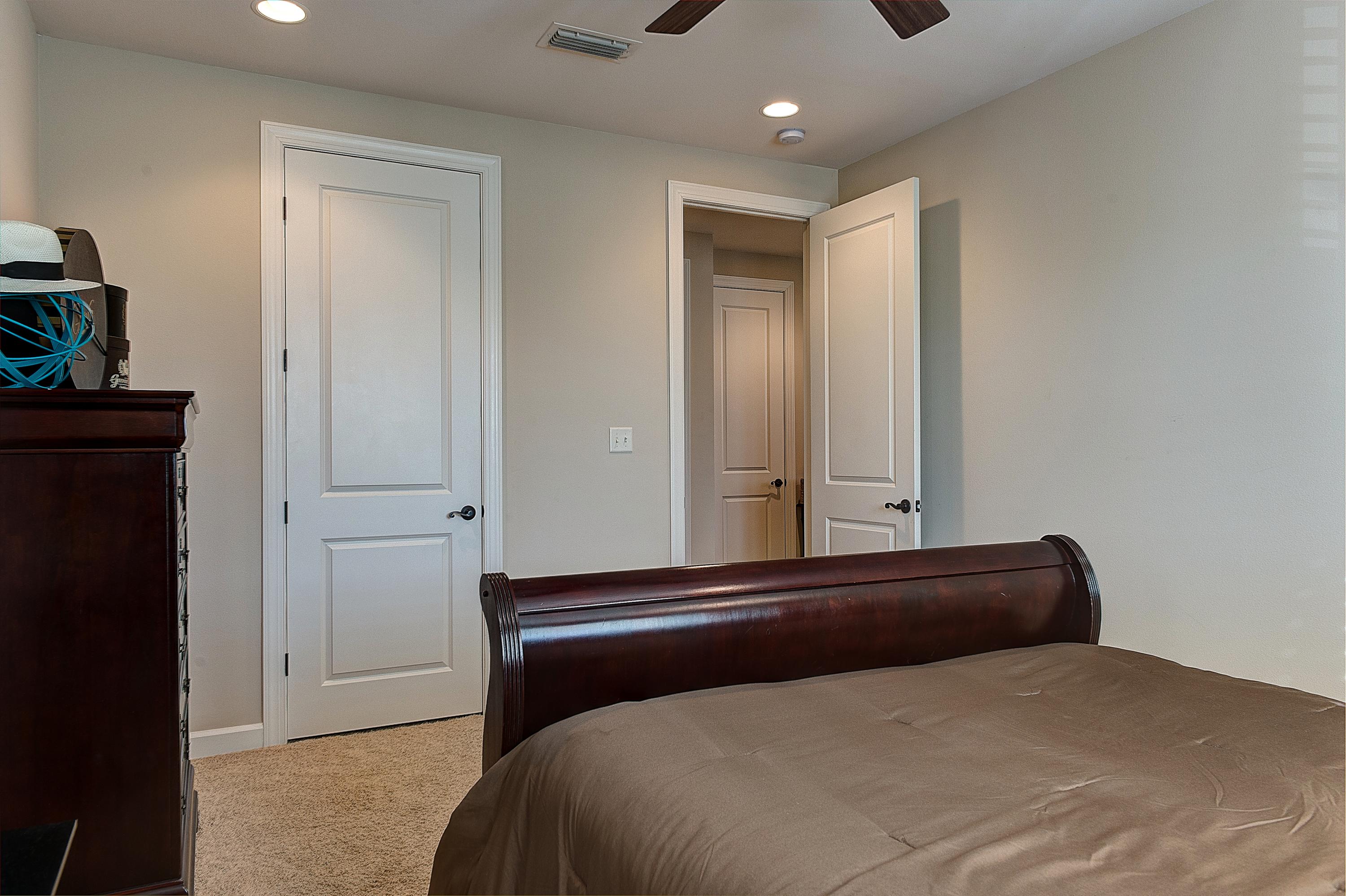 MARINA LANDING - Residential