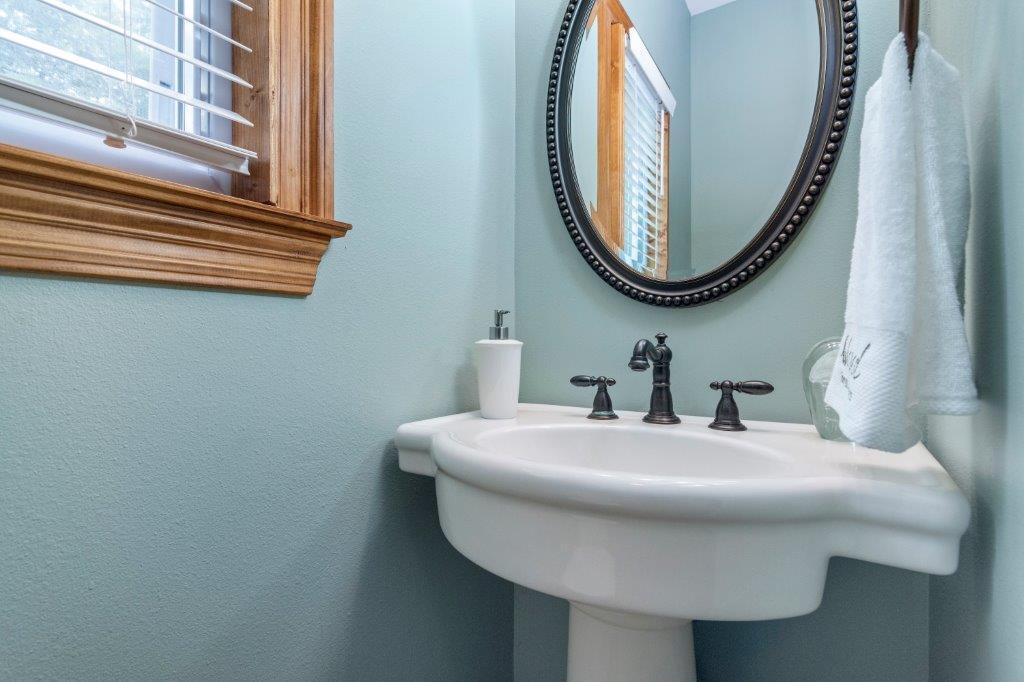 ELLIOTTS POINT 10TH ADDN - Residential