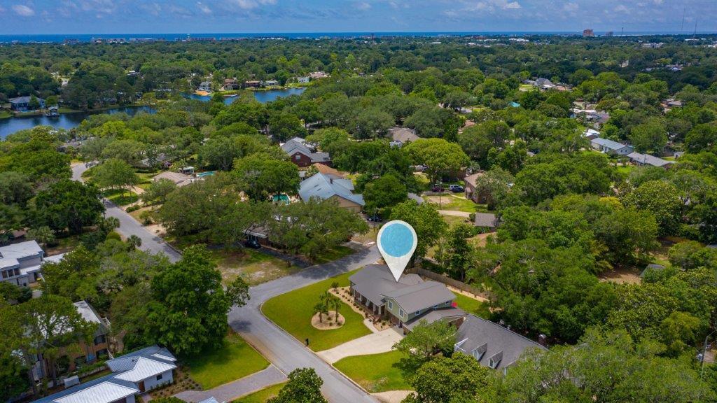 ELLIOTTS POINT 10TH ADDN - Residential