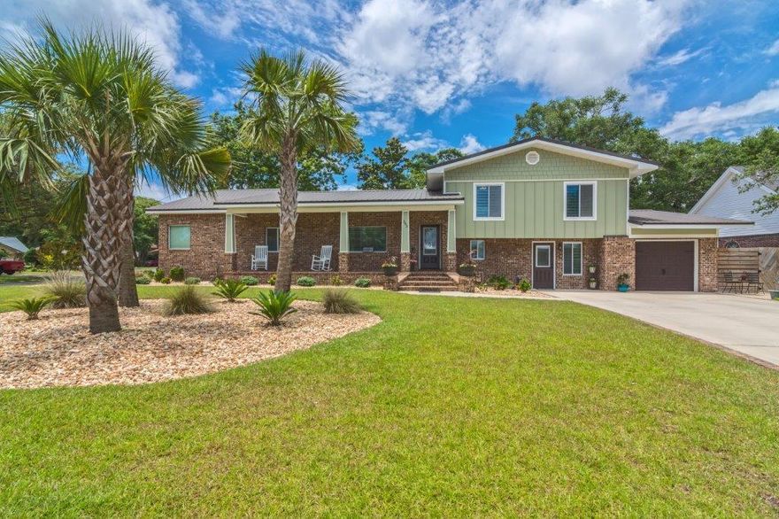 Picture yourself sitting on a large Corner lot on the front Porch, looking out at the Bay from this lovely home located in the Center of Fort Walton with a short walk to the Yacht Club and Ferry Park. It features an open floor plan with 5 Bedroom, 4 1/2 Bath including a Mother-in-law/Guest Suite. This Home has Been Fully renovated since 2015 with the Mother-in-Law/Guest Suite being the final renovation in 2020. Relax in the Cozy Living Room with beautiful Wood Ceilings. The wood ceiling carries on to the gorgeous Kitchen boasting Granite Countertops, tiled backsplash with soft close cabinets, Stainless Steel Appliances with a Smooth Top Range and Double ovens. You will love the large layout of not 1 but 2 Master Suites.
