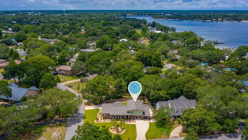 ELLIOTTS POINT 10TH ADDN - Residential