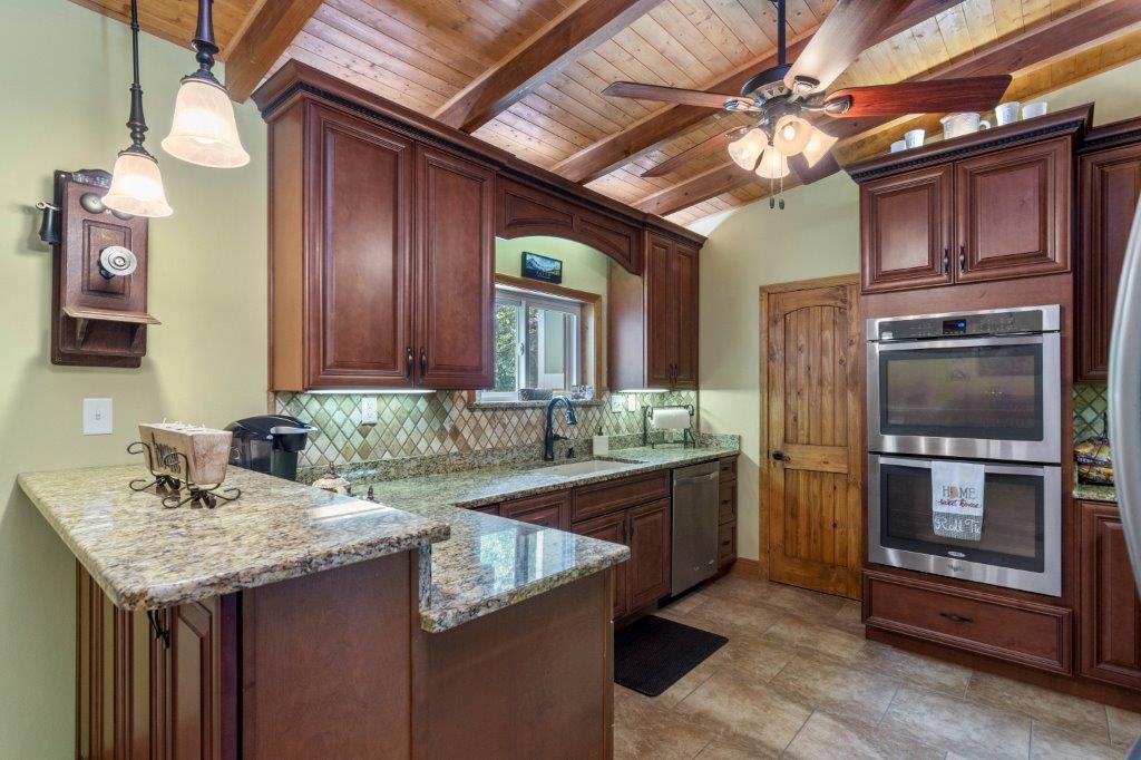 ELLIOTTS POINT 10TH ADDN - Residential