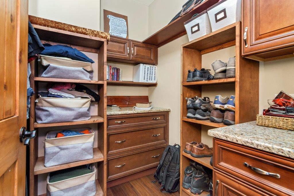 ELLIOTTS POINT 10TH ADDN - Residential