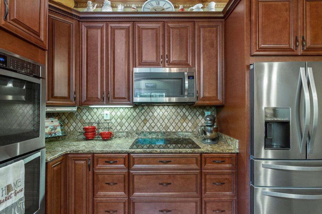 ELLIOTTS POINT 10TH ADDN - Residential