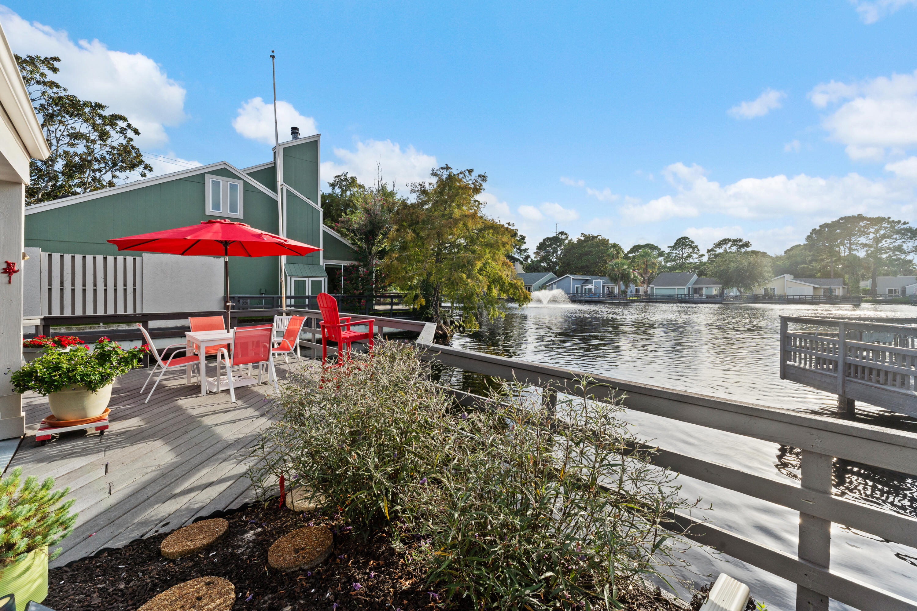 LINKSIDE VILLAGE UNIT 2 - Residential