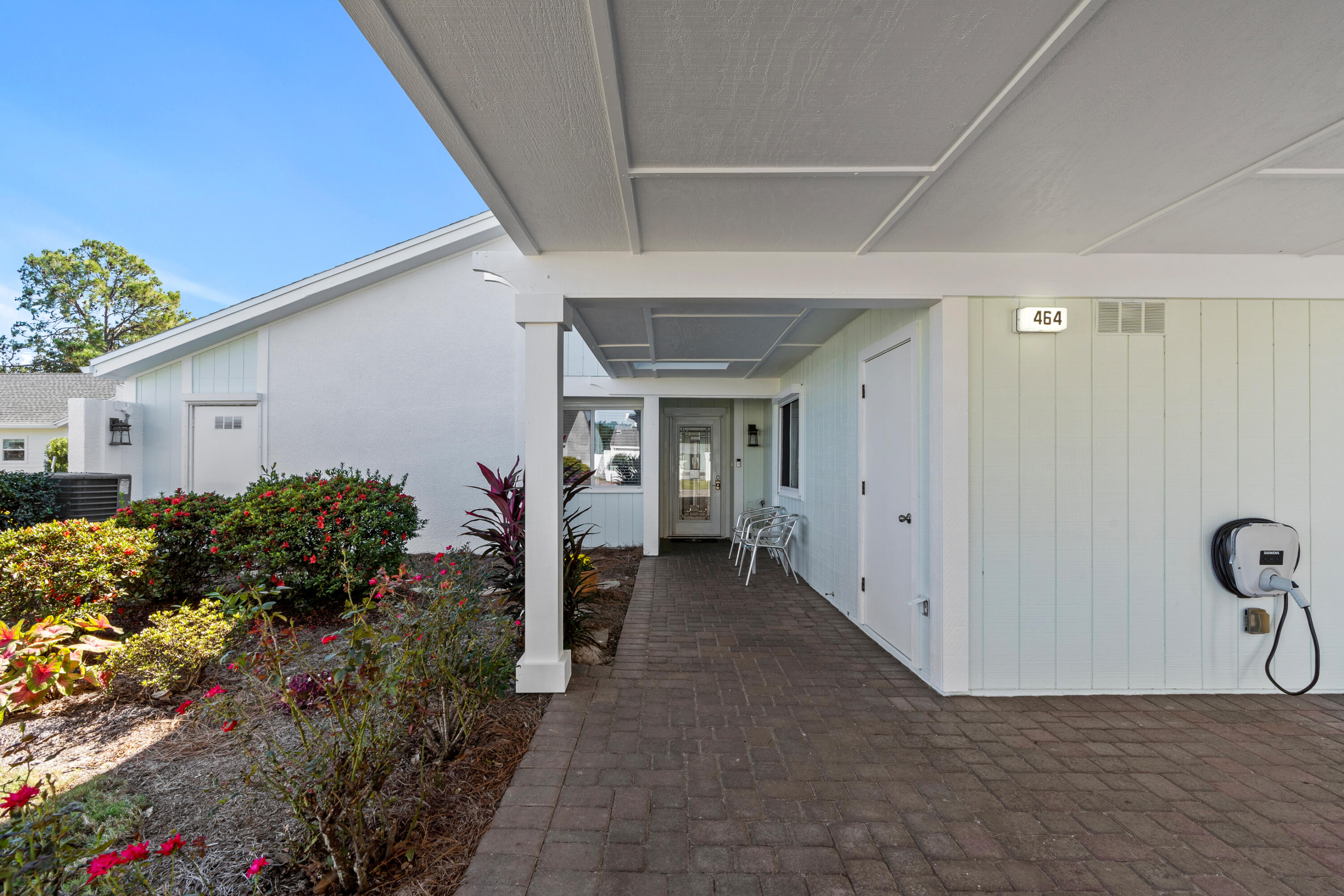 LINKSIDE VILLAGE UNIT 2 - Residential