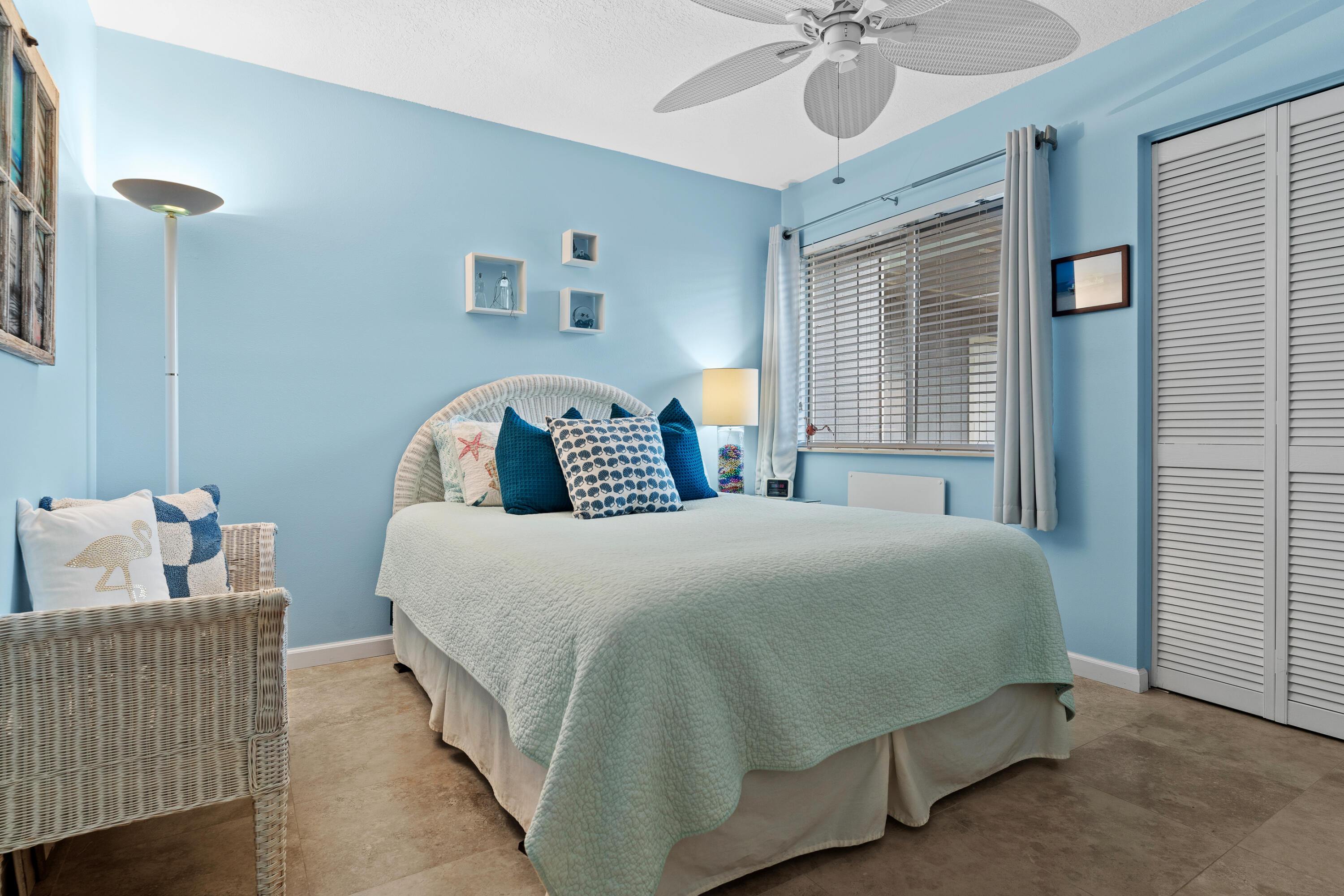 LINKSIDE VILLAGE UNIT 2 - Residential