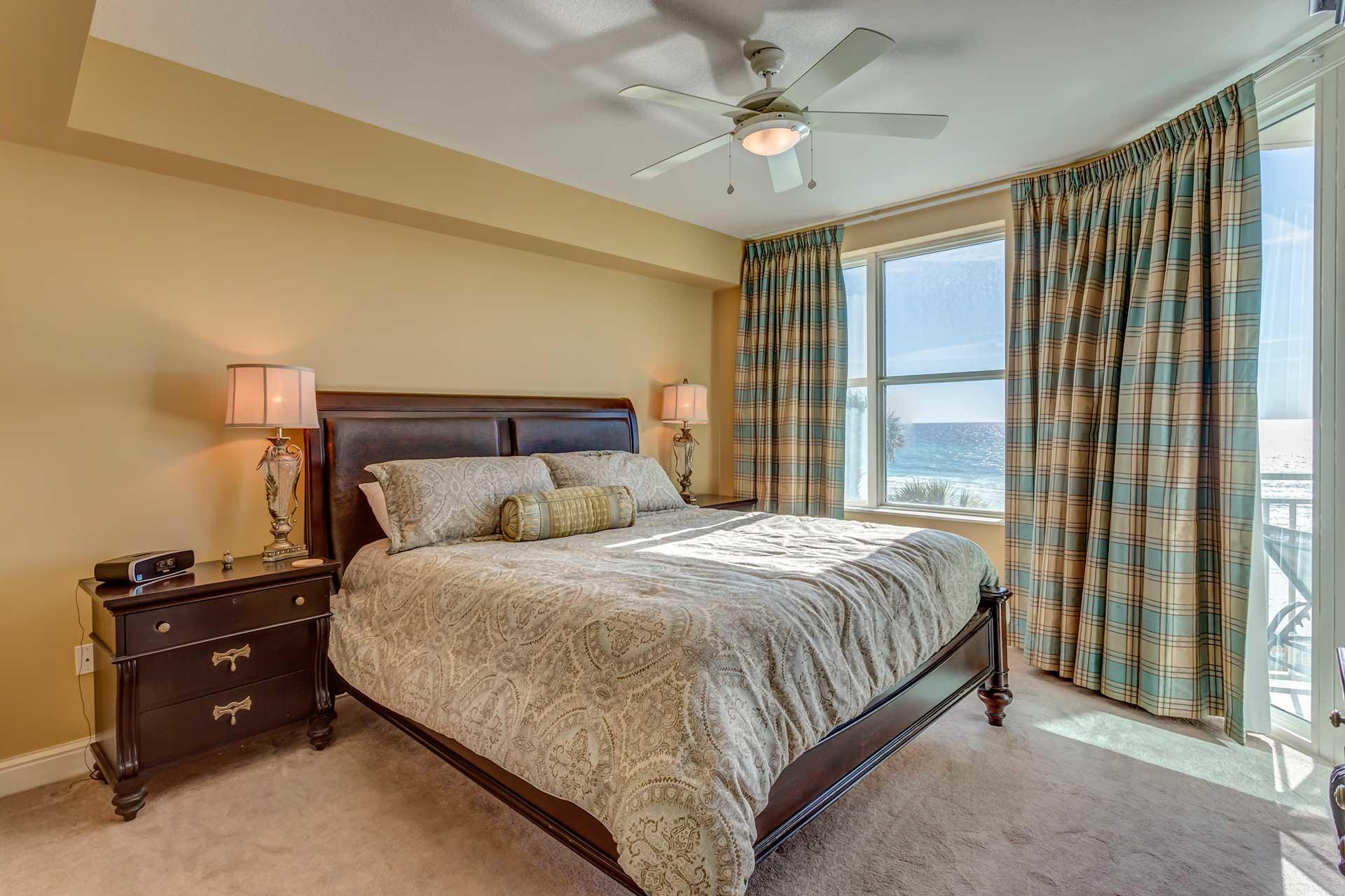 AQUA BEACHSIDE RESORT - Residential