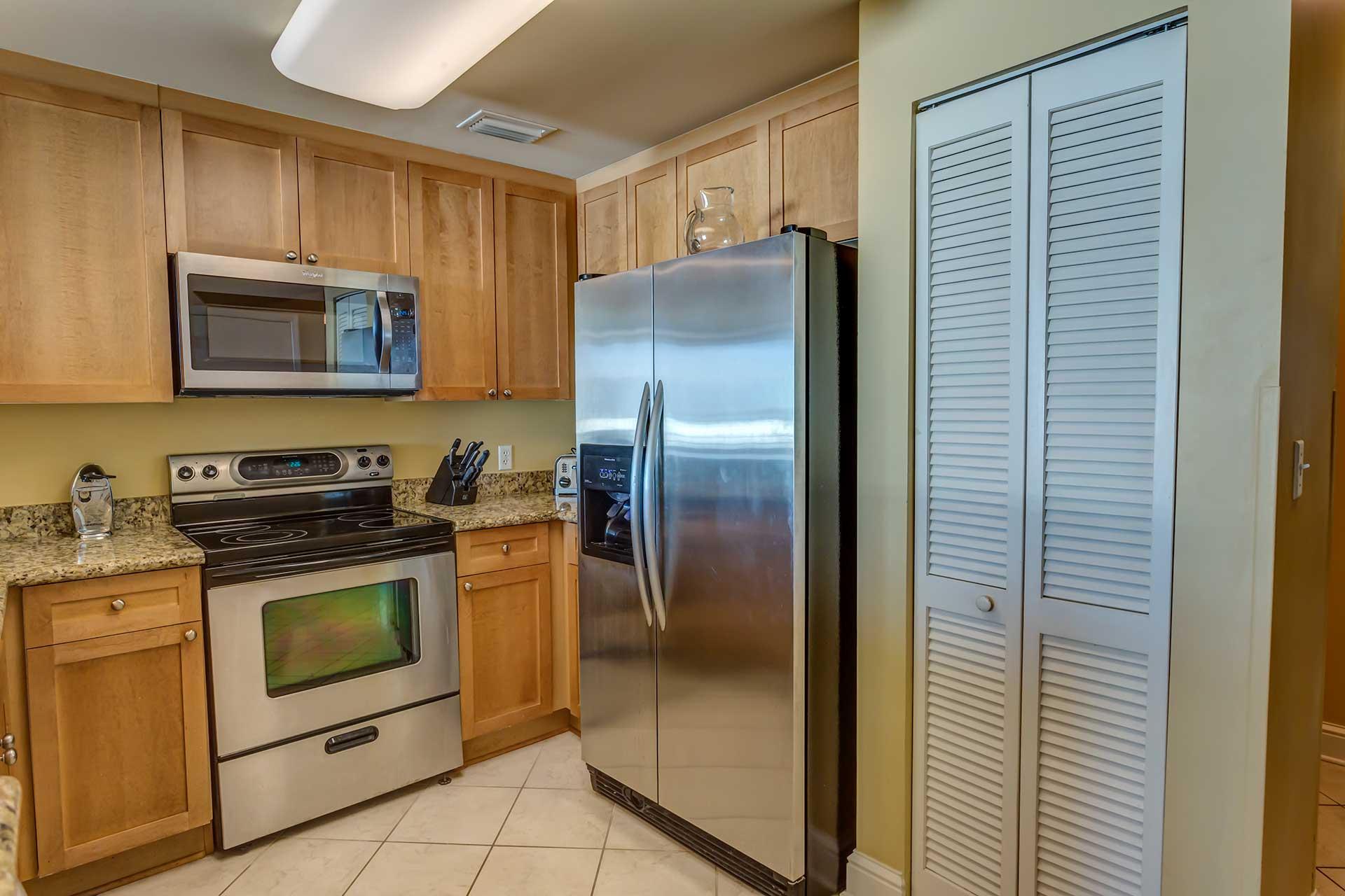 AQUA BEACHSIDE RESORT - Residential