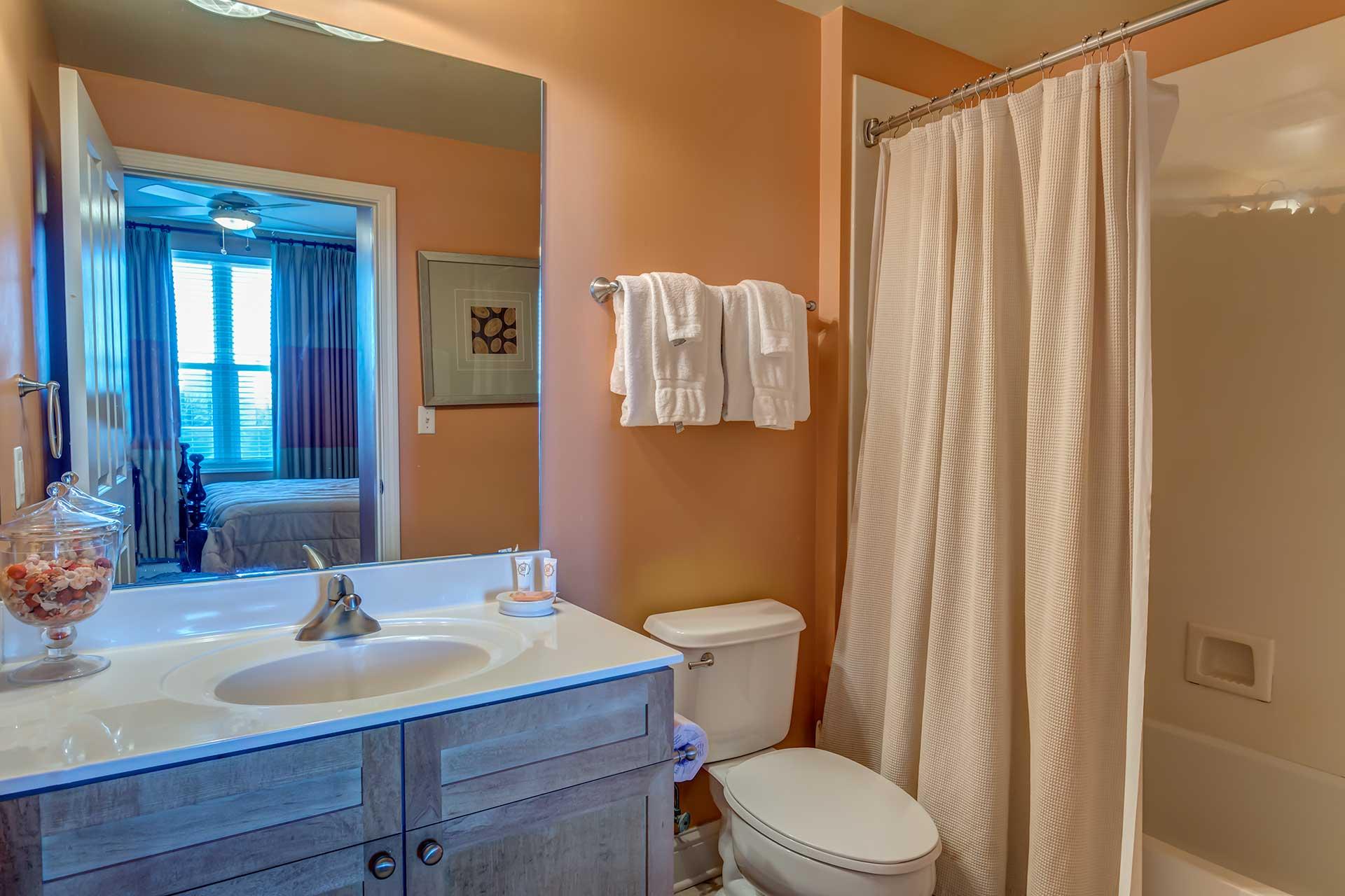 AQUA BEACHSIDE RESORT - Residential