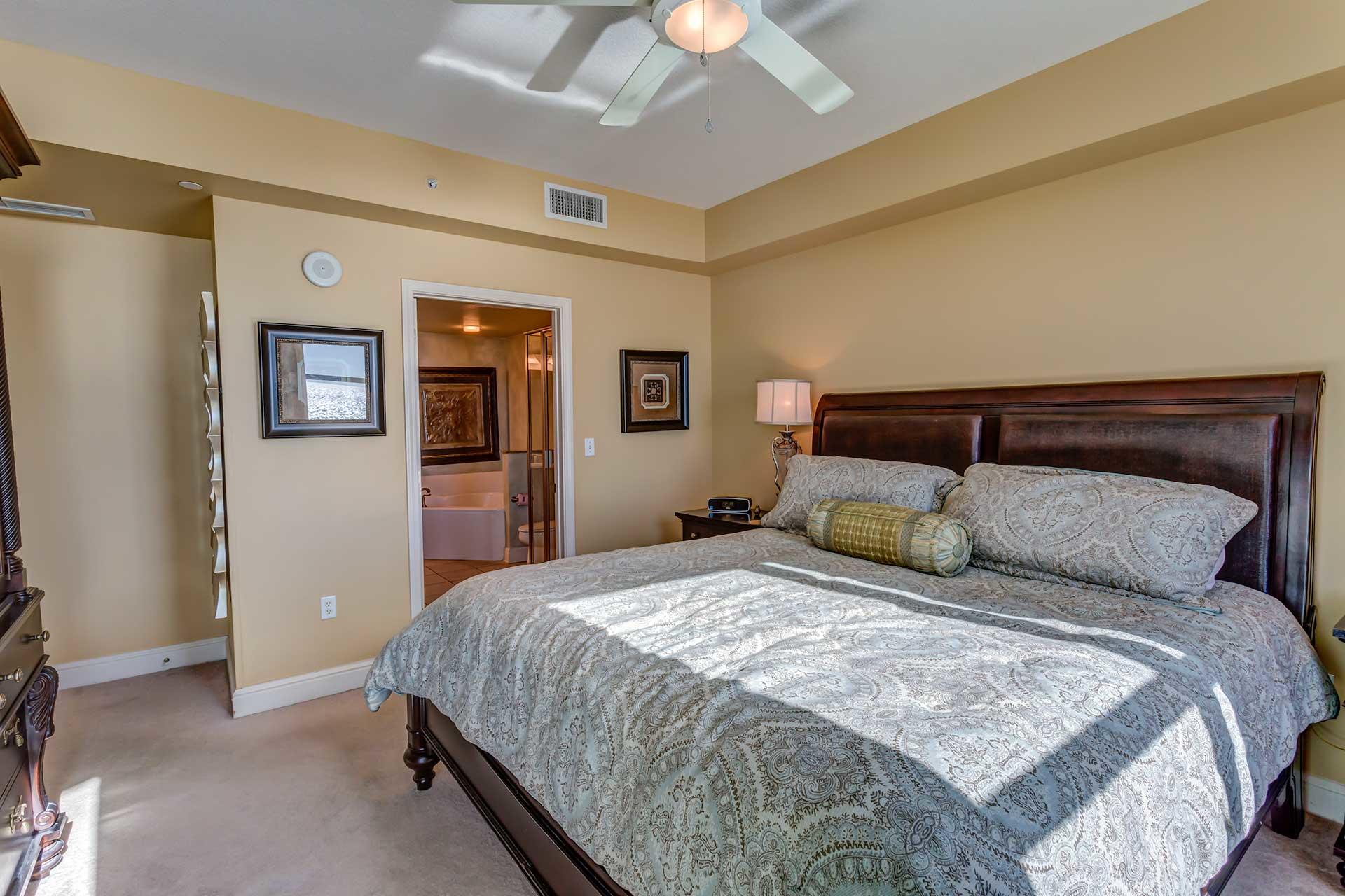 AQUA BEACHSIDE RESORT - Residential