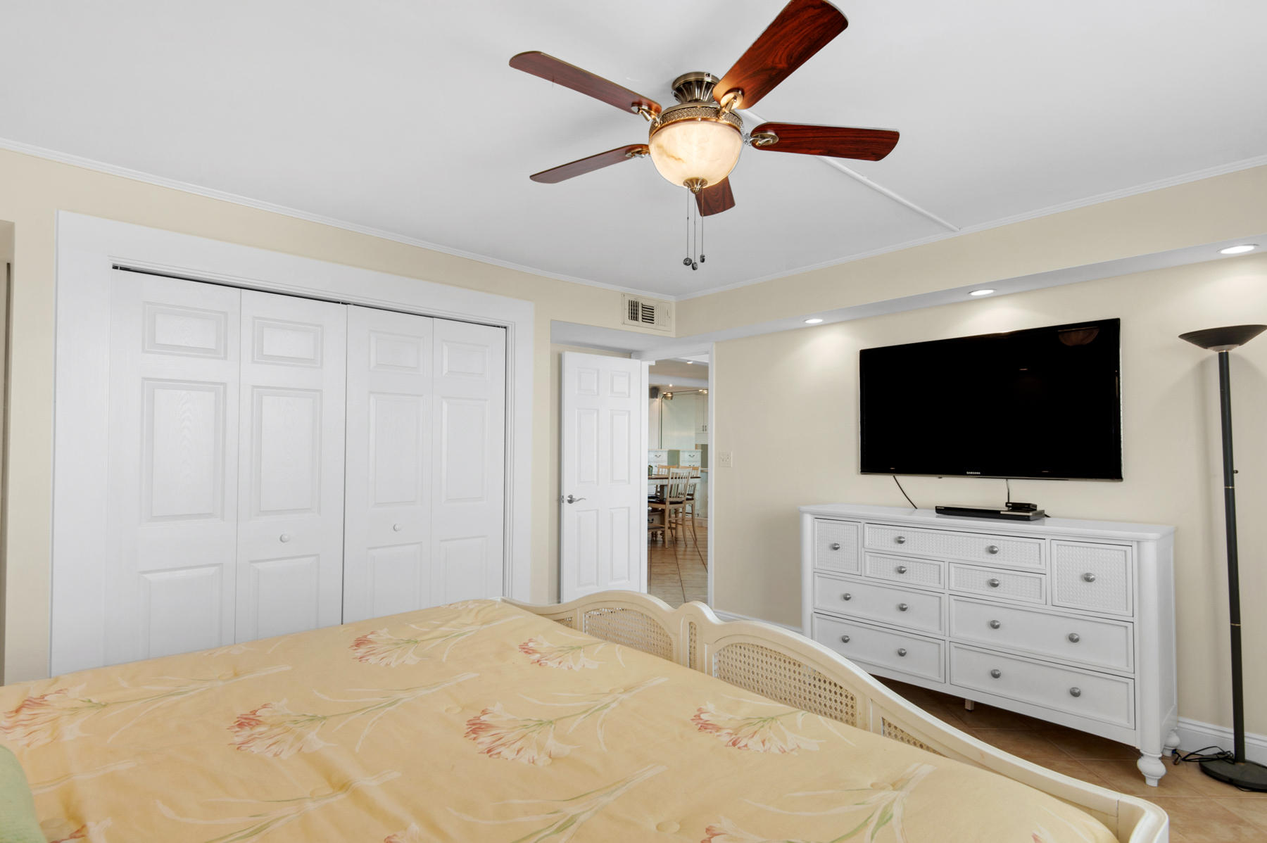 DOLPHIN POINT CONDO - Residential