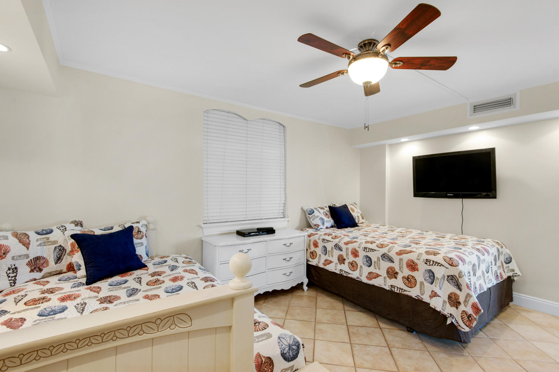 DOLPHIN POINT CONDO - Residential