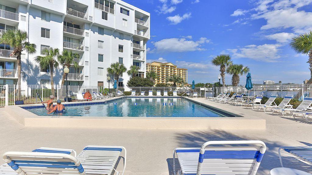 DOLPHIN POINT CONDO - Residential