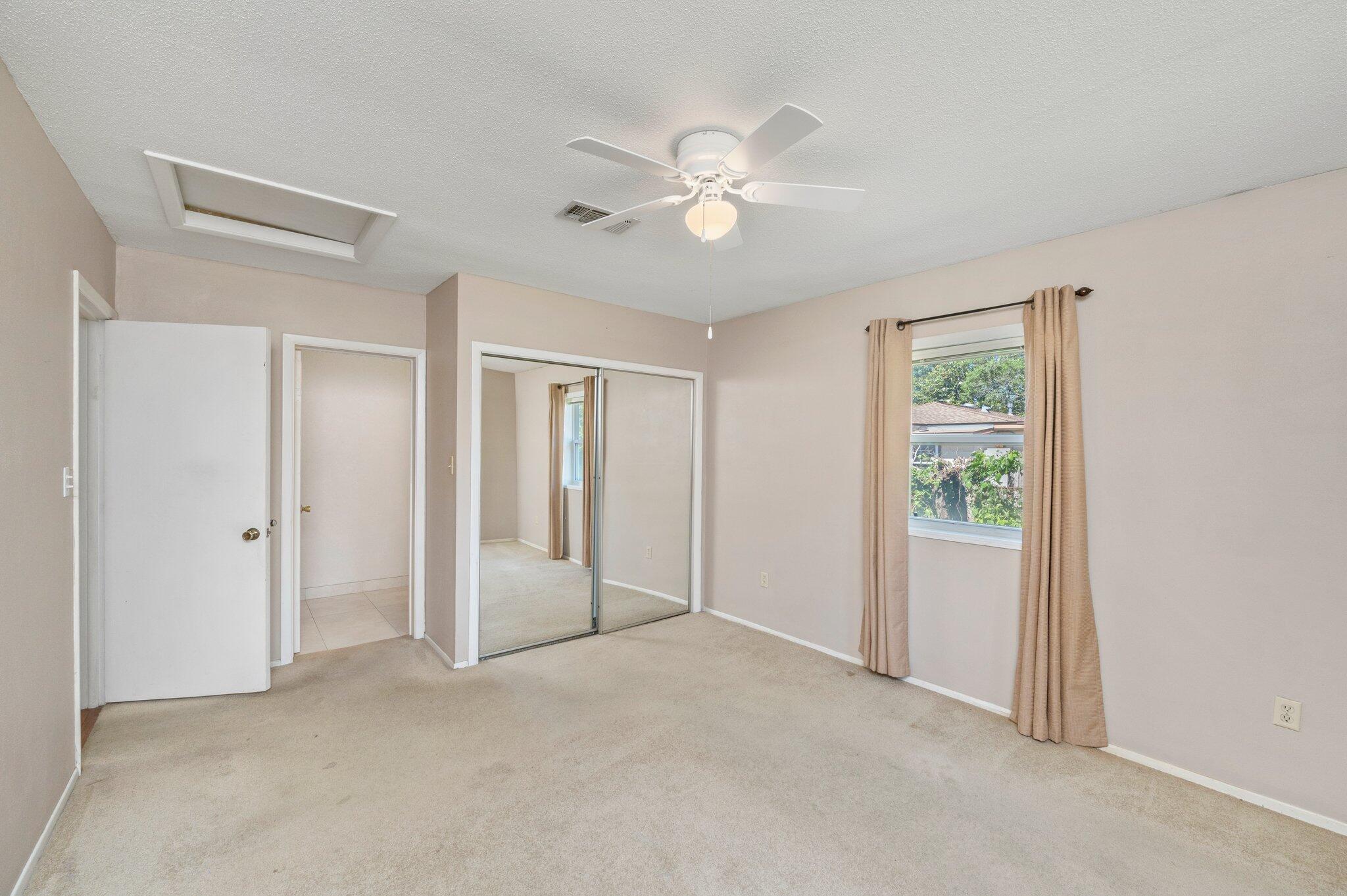 OAKLAND HEIGHTS LOT 28 BLK 5 - Residential