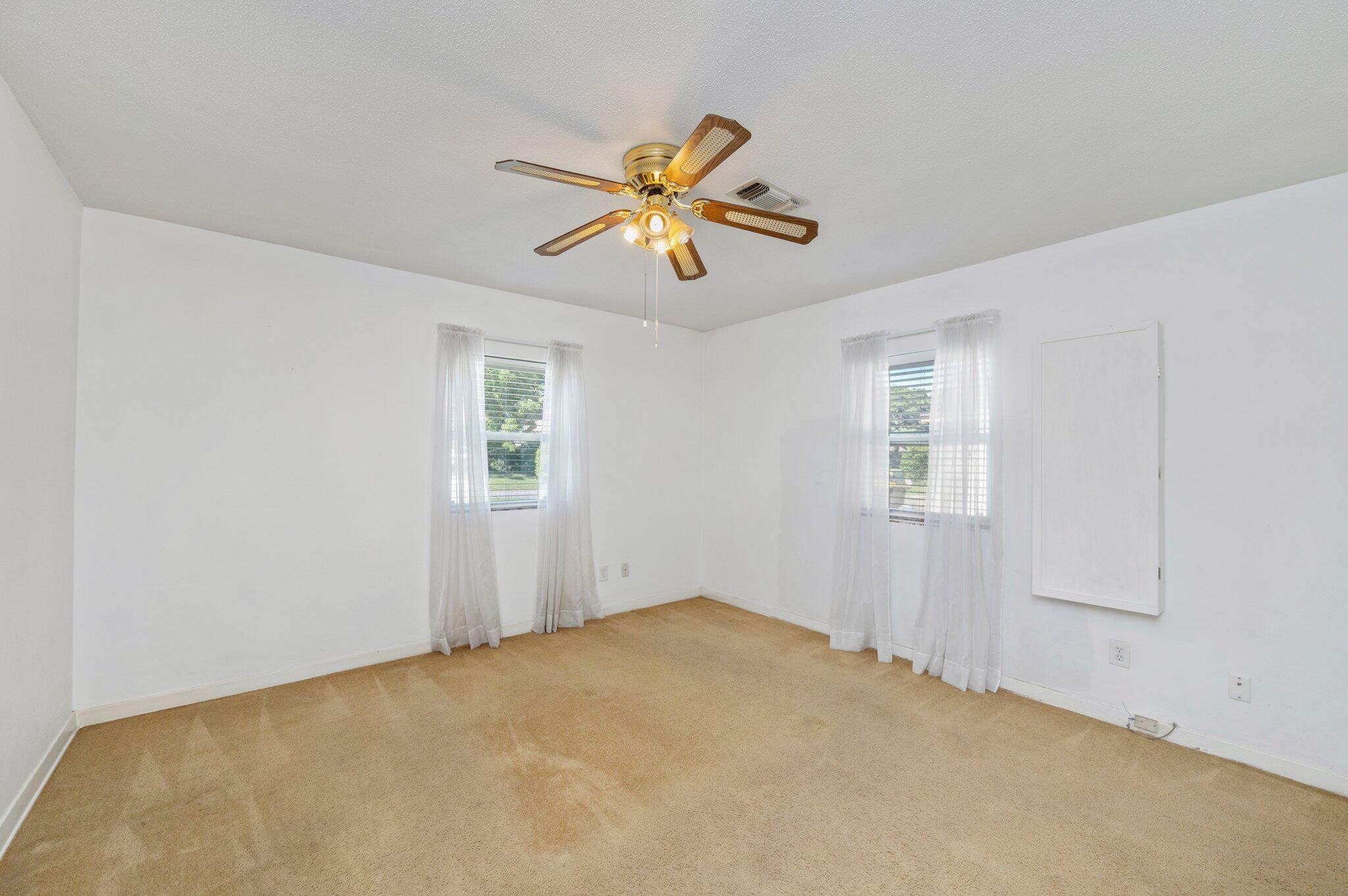 OAKLAND HEIGHTS LOT 28 BLK 5 - Residential