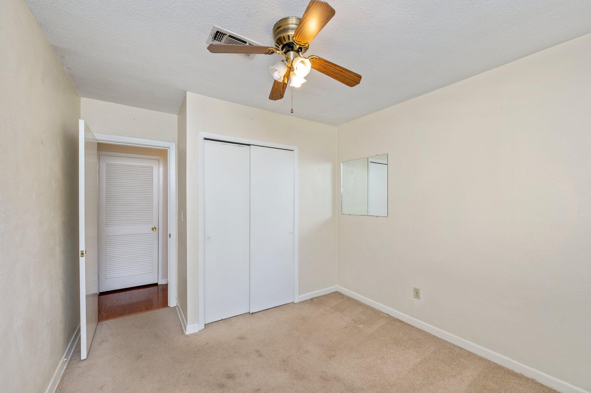 OAKLAND HEIGHTS LOT 28 BLK 5 - Residential