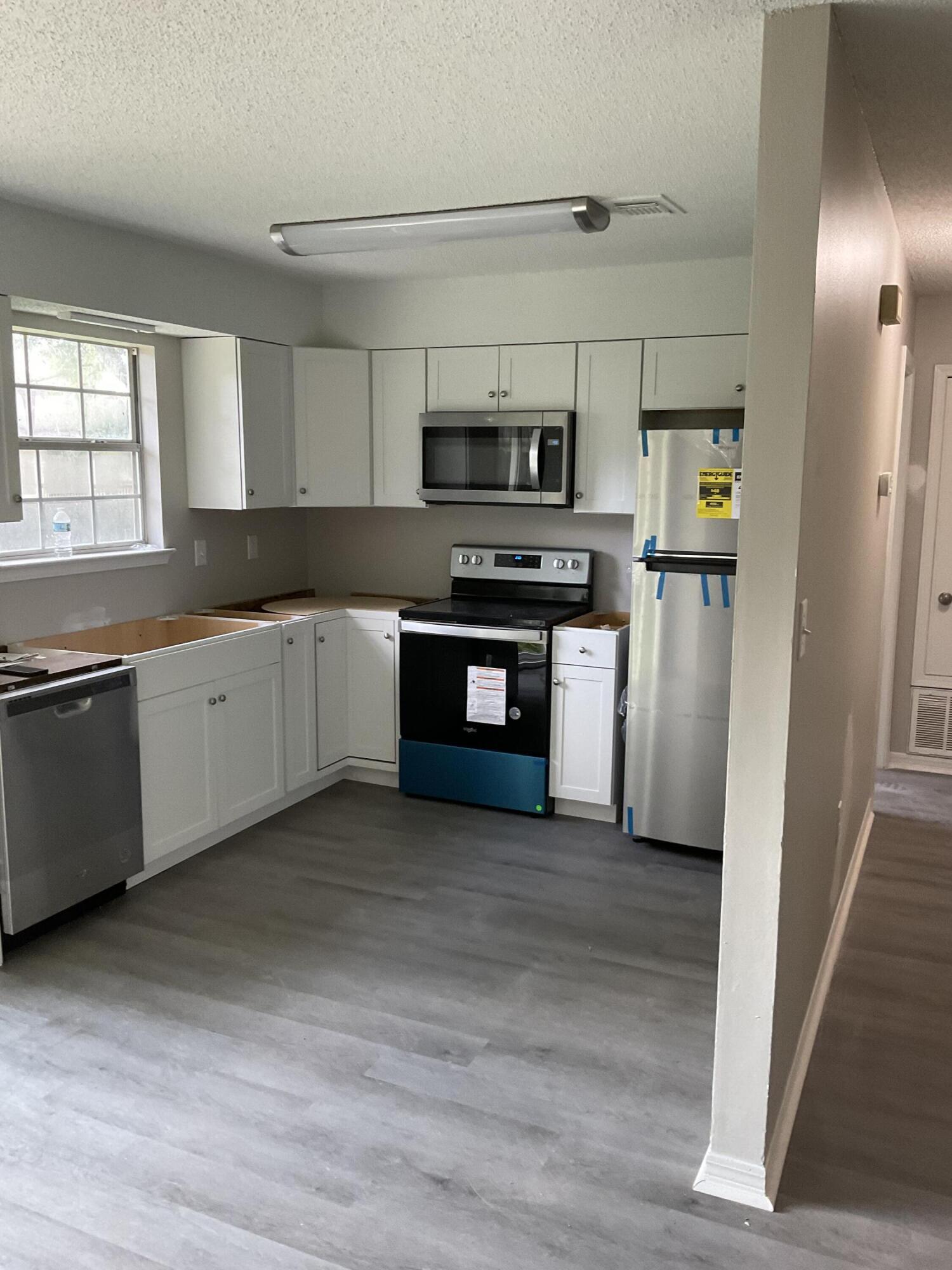 SOUTHVIEW ESTATES - Residential