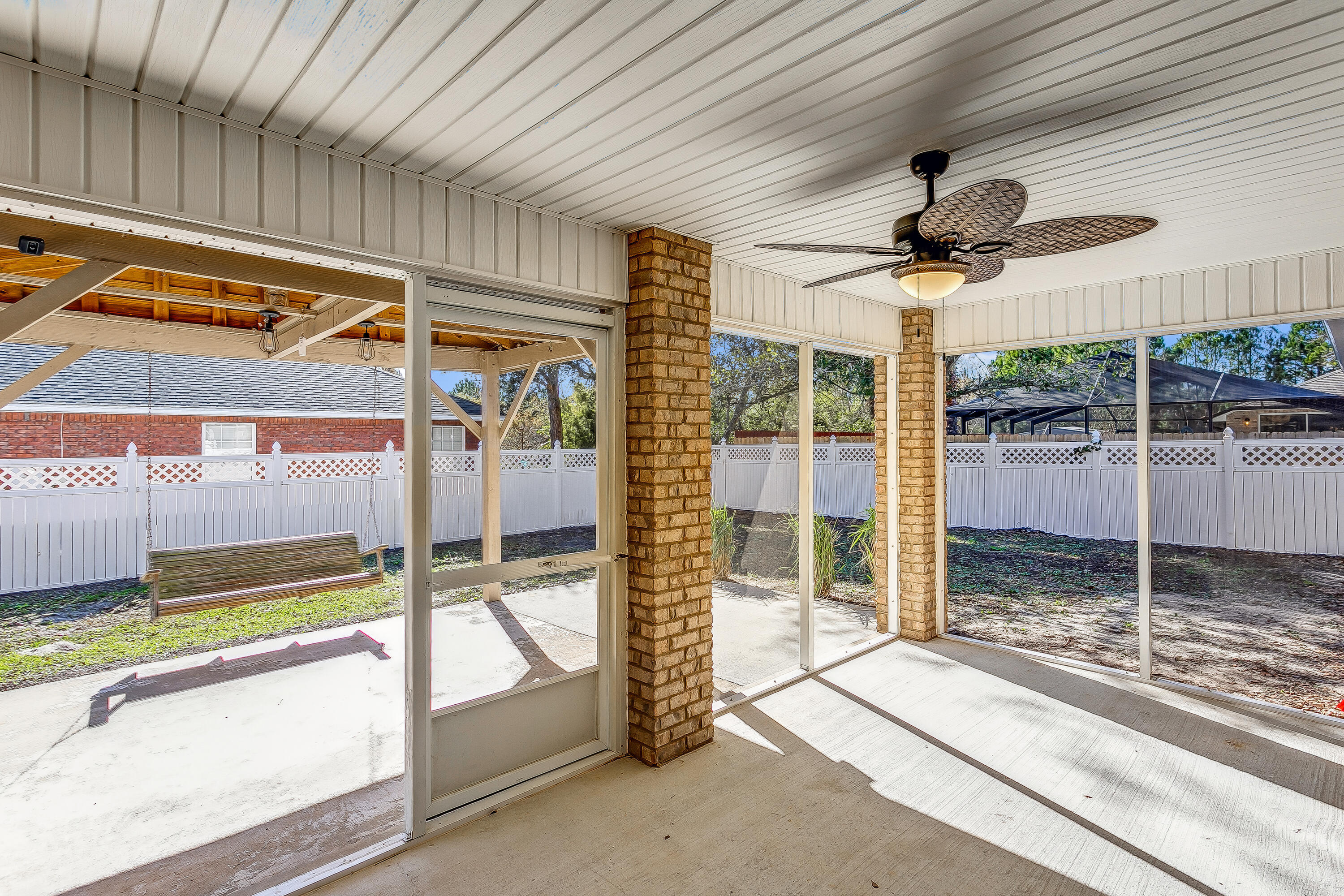 QUAYSIDE VILLAGE PH III - Residential