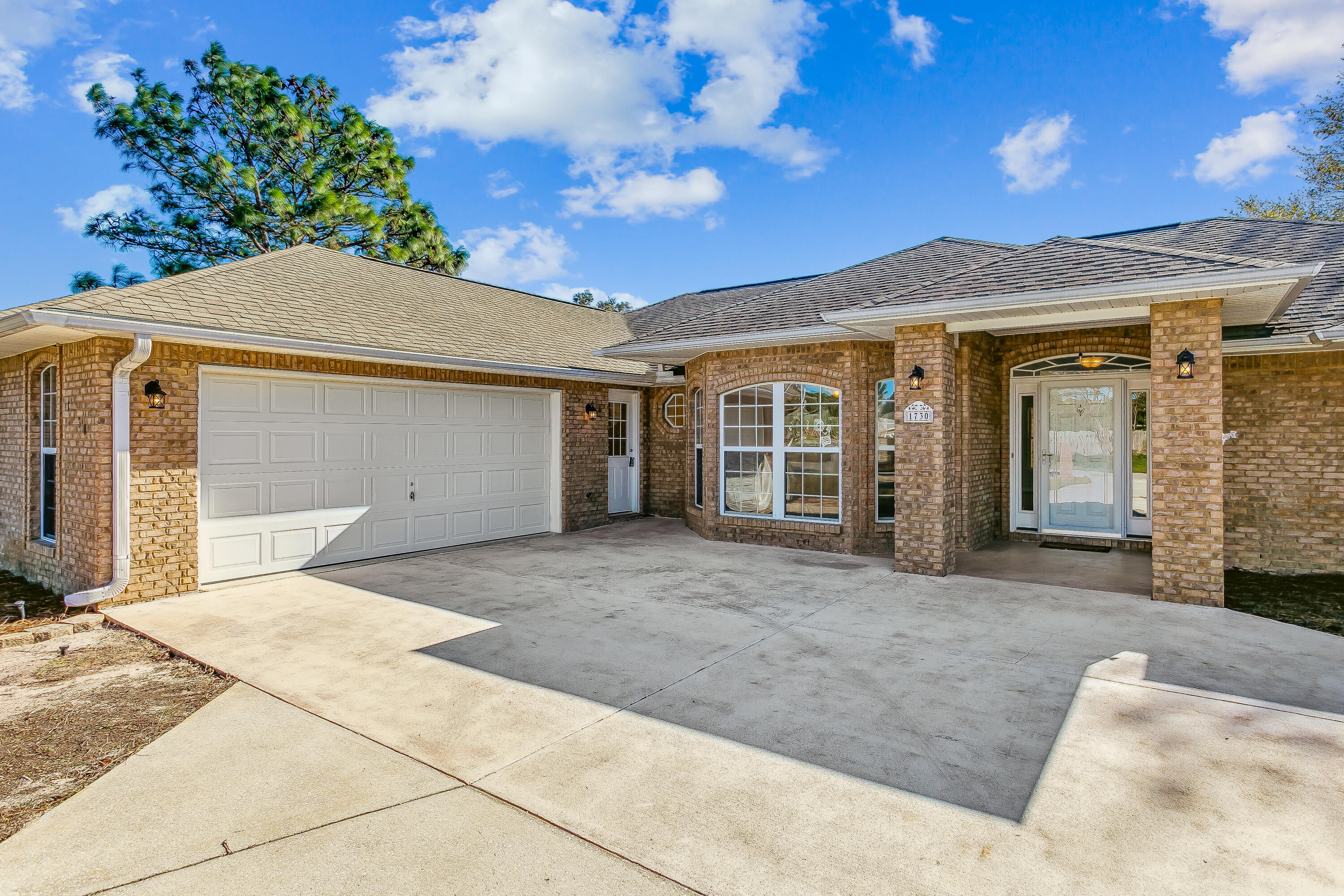 QUAYSIDE VILLAGE PH III - Residential