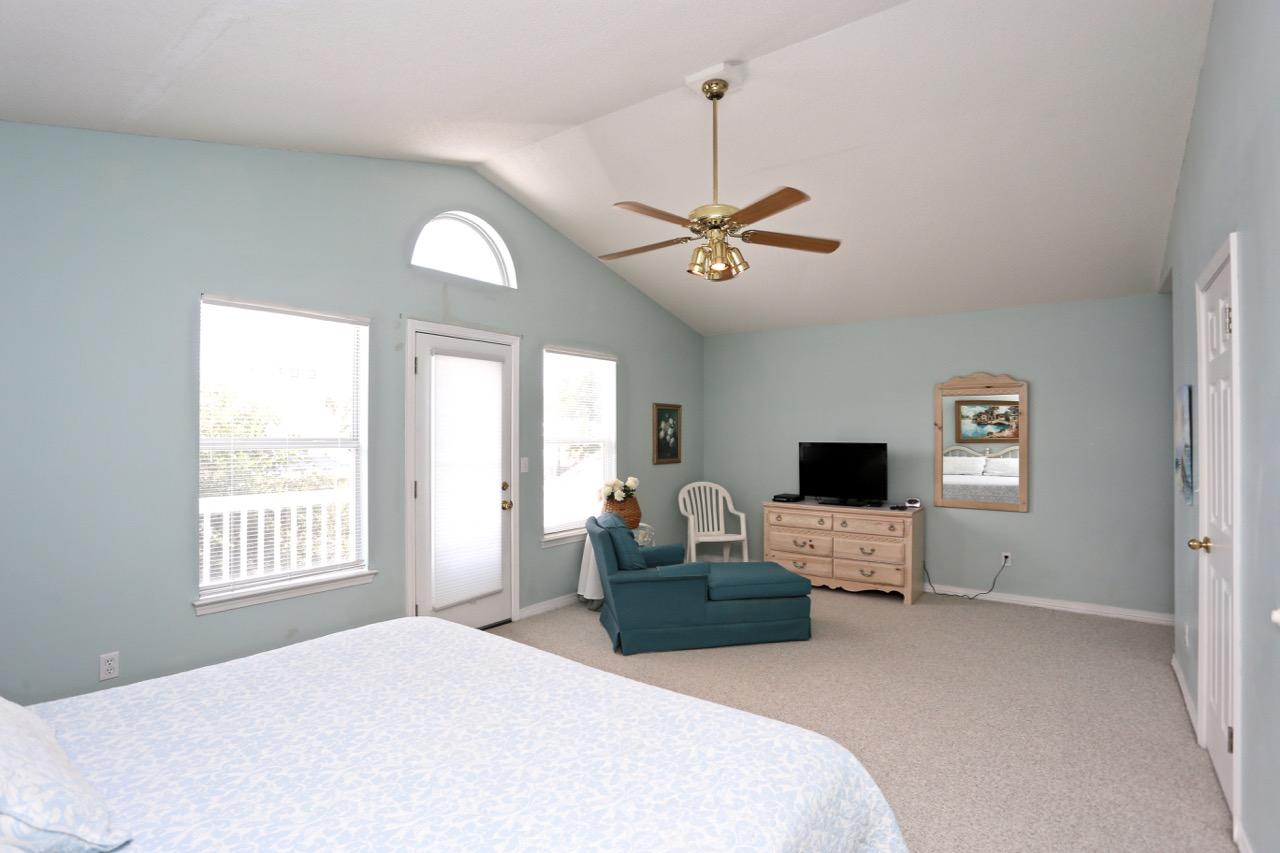 CRYSTAL BEACH - Residential