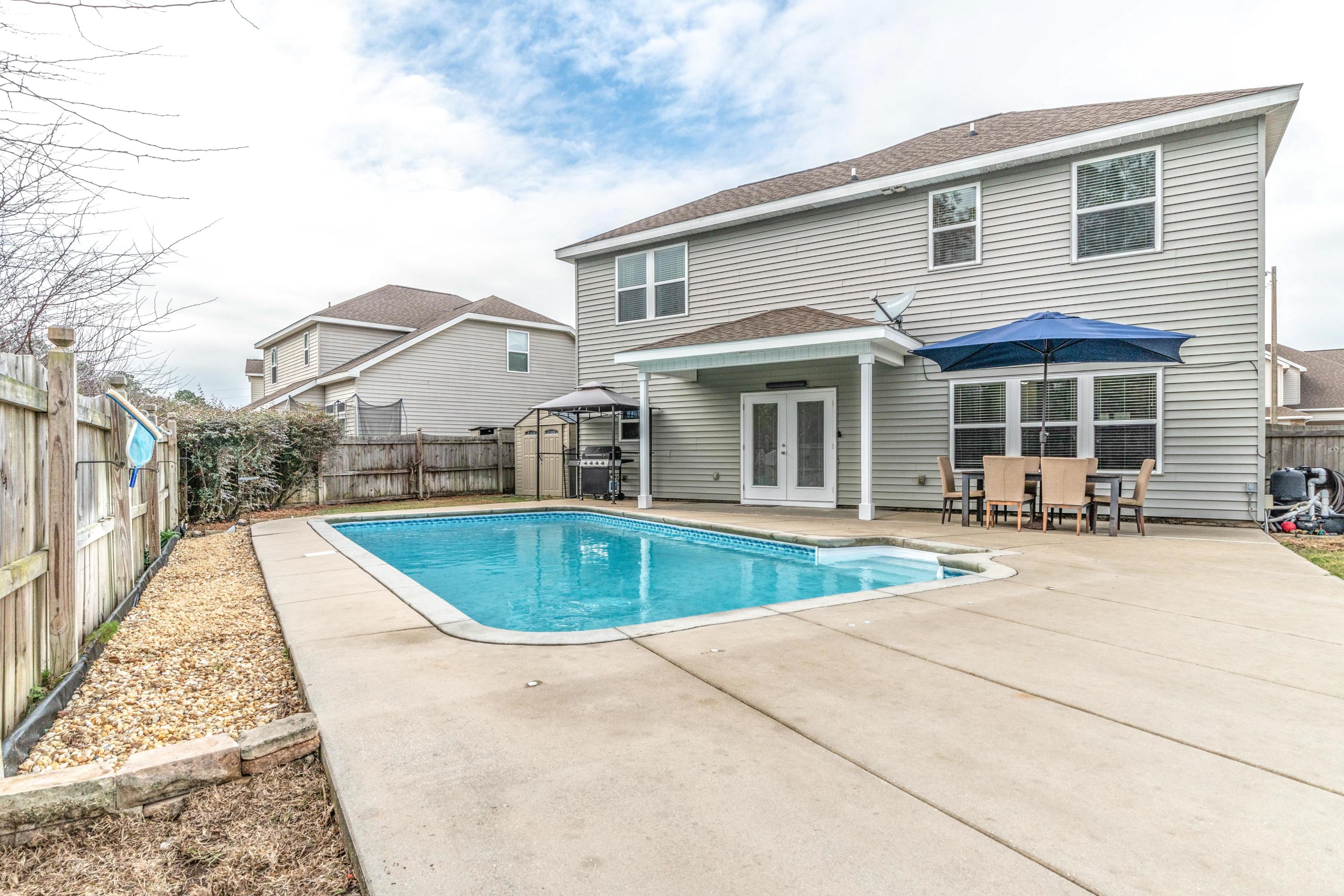 SANDY RIDGE COTTAGES - Residential