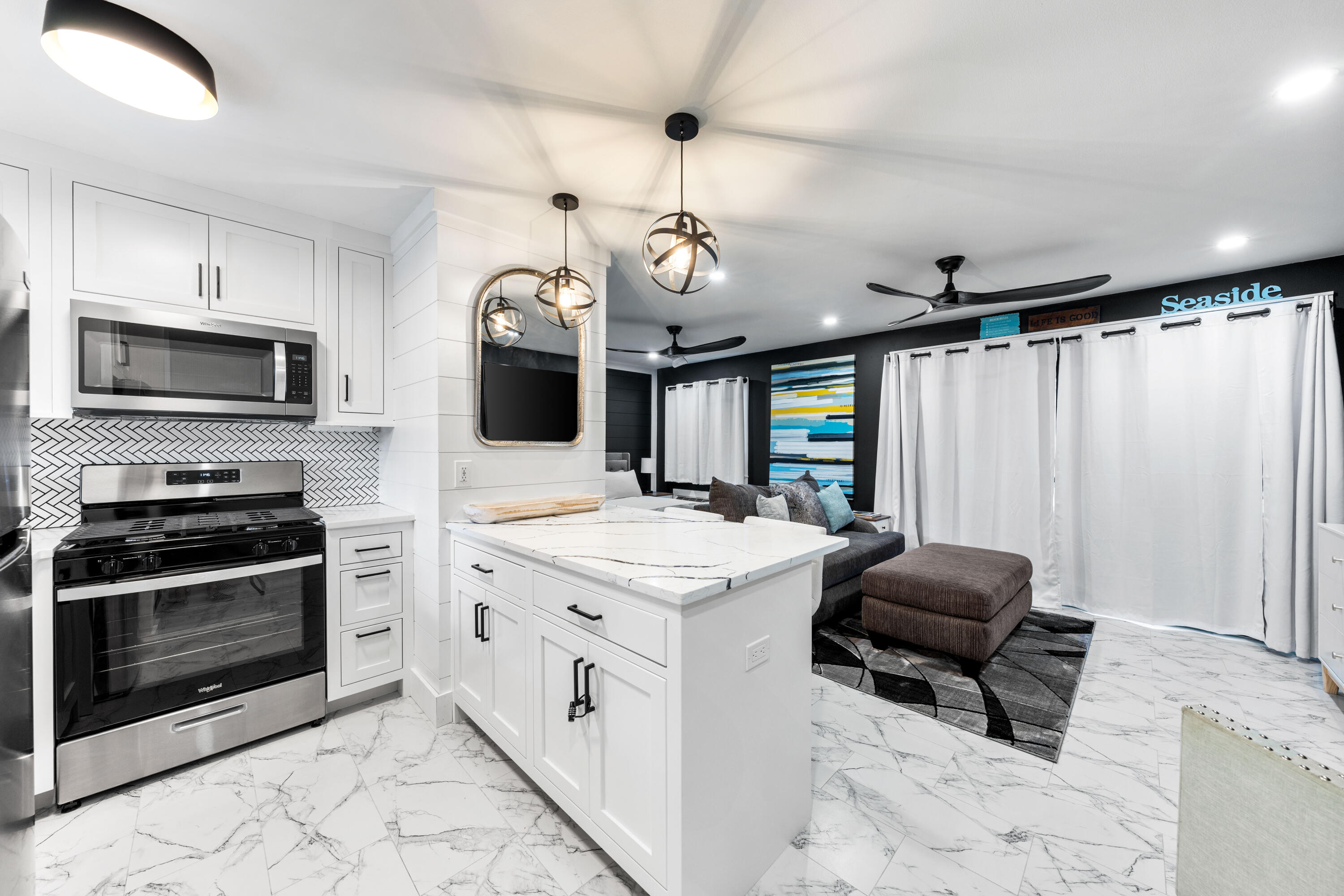 PIRATES COVE INLET CONDO - Residential