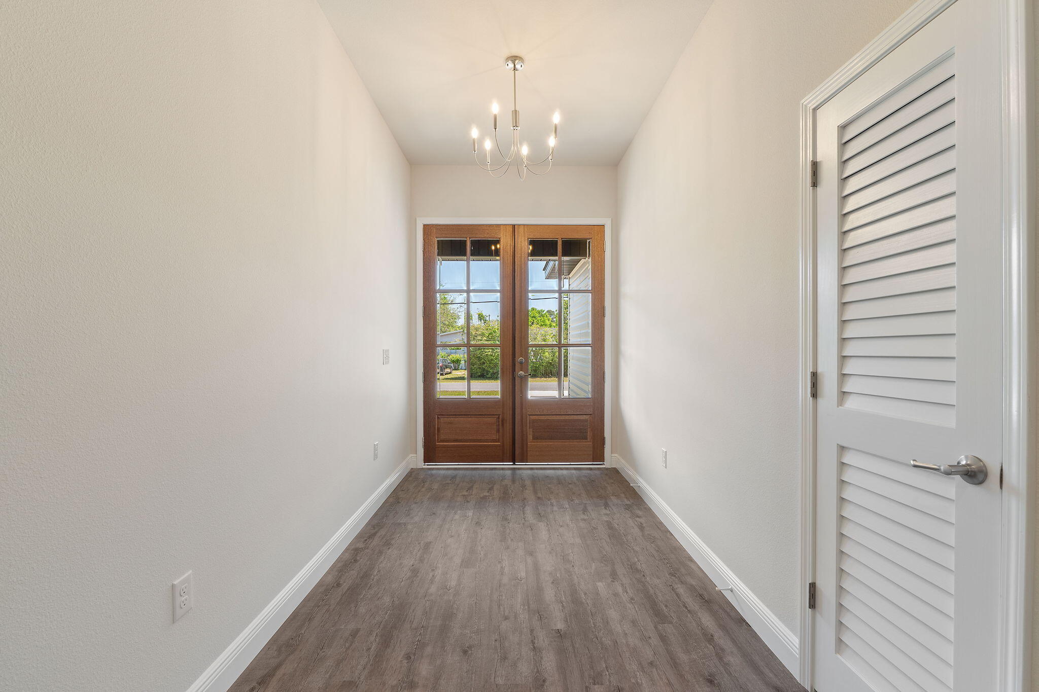 EAST BAY HEIGHTS - Residential