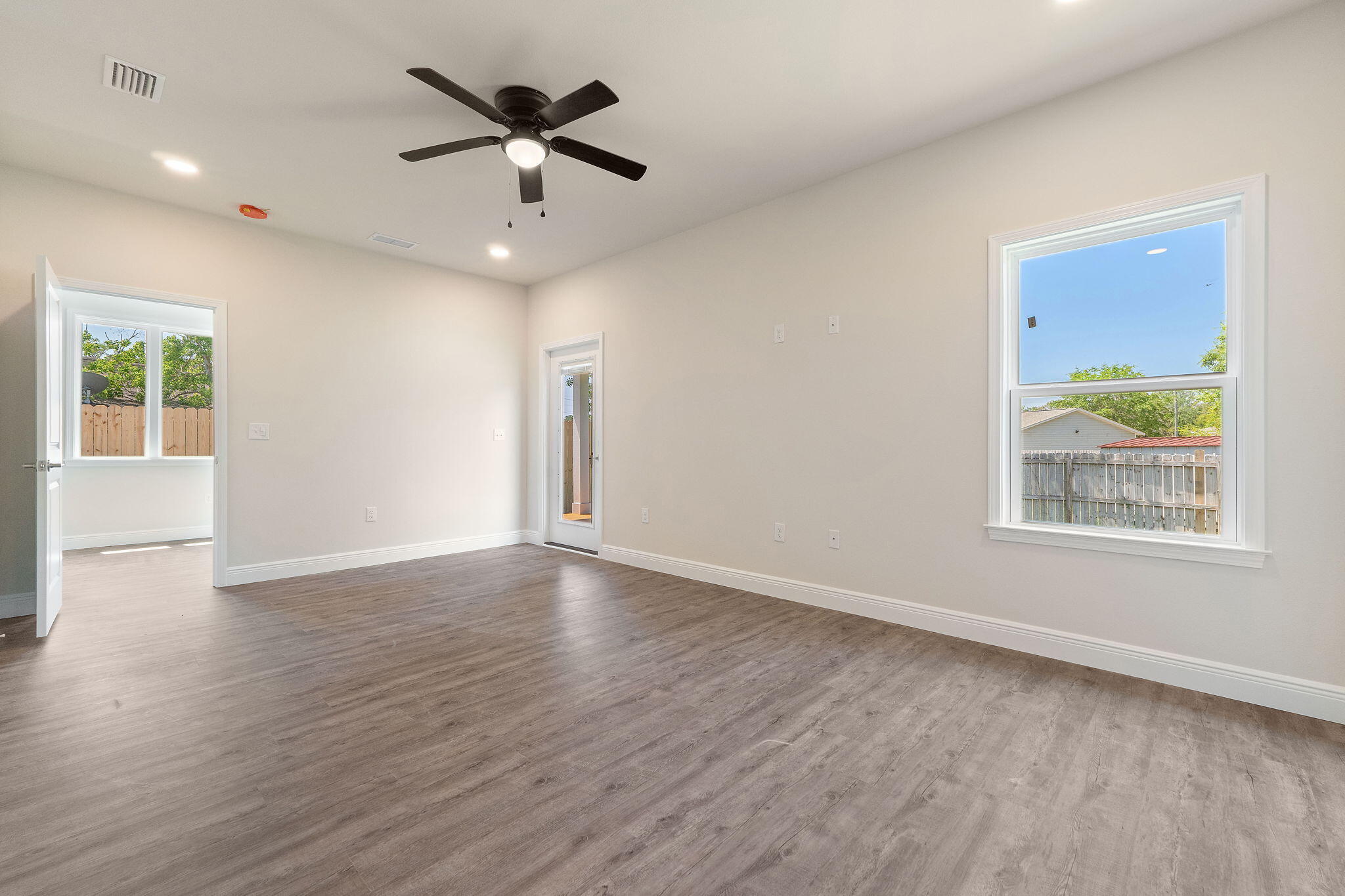 EAST BAY HEIGHTS - Residential