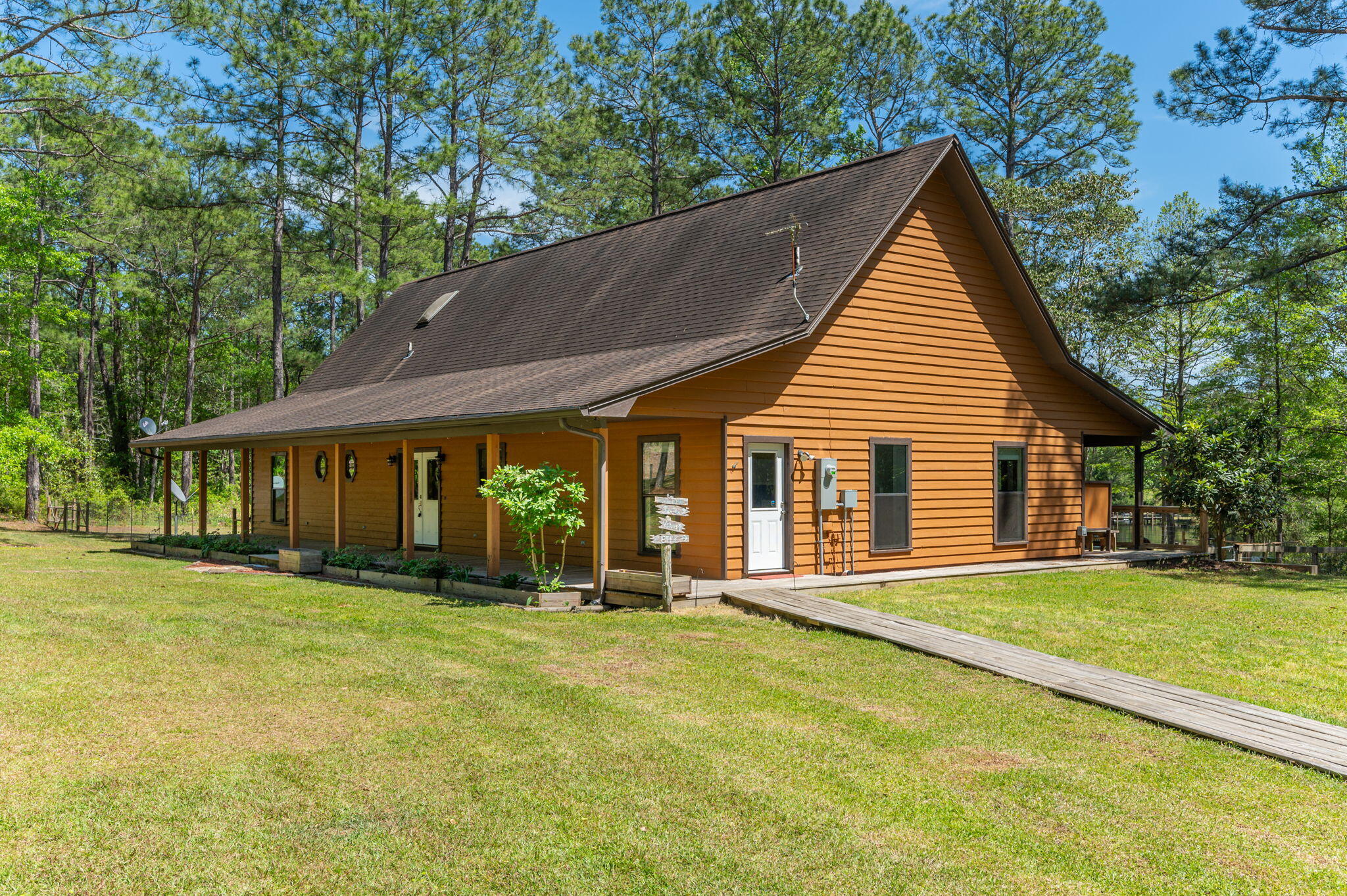 METES & BOUNDS - Residential