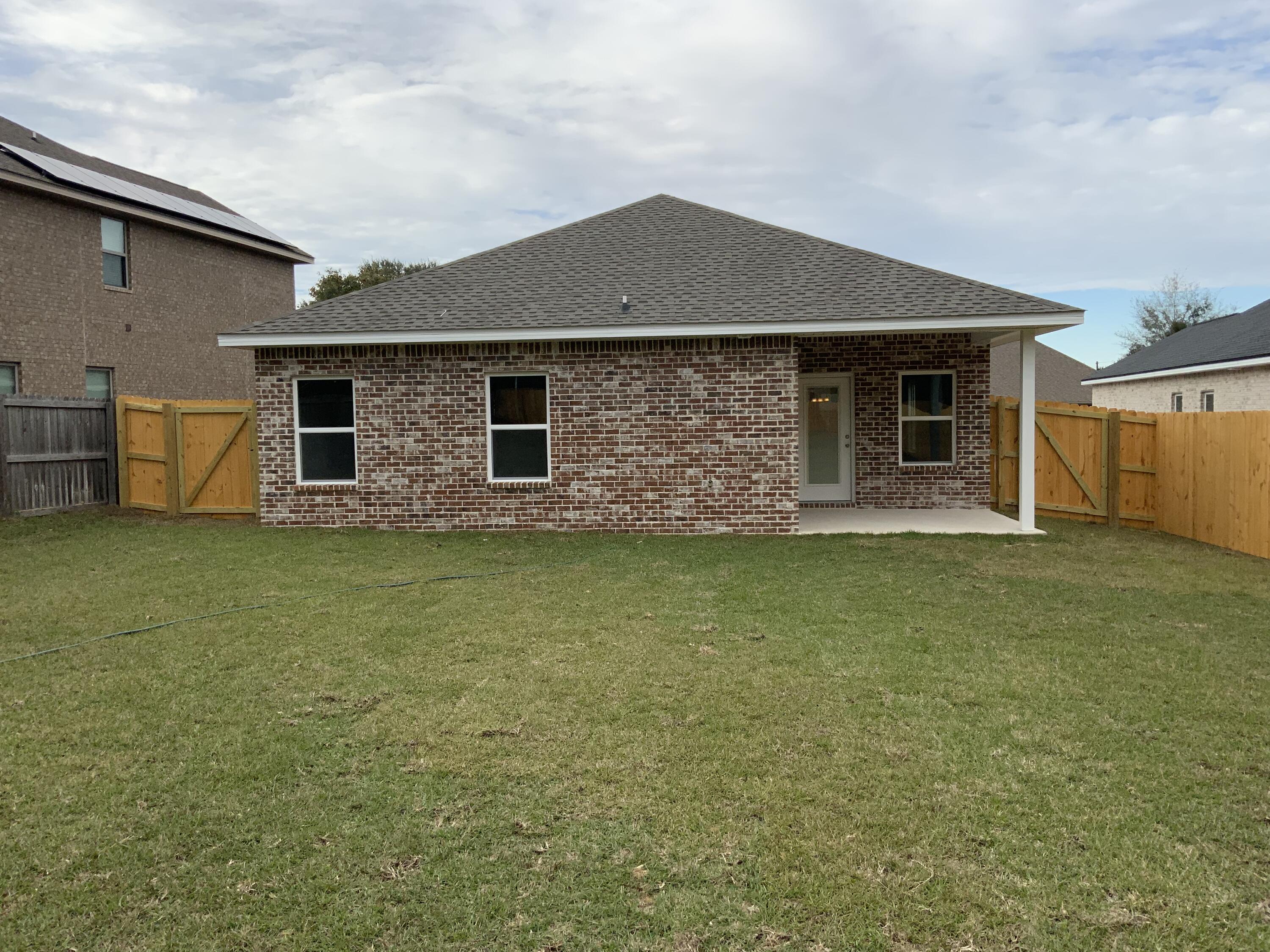 LIBERTY OAKS - Residential