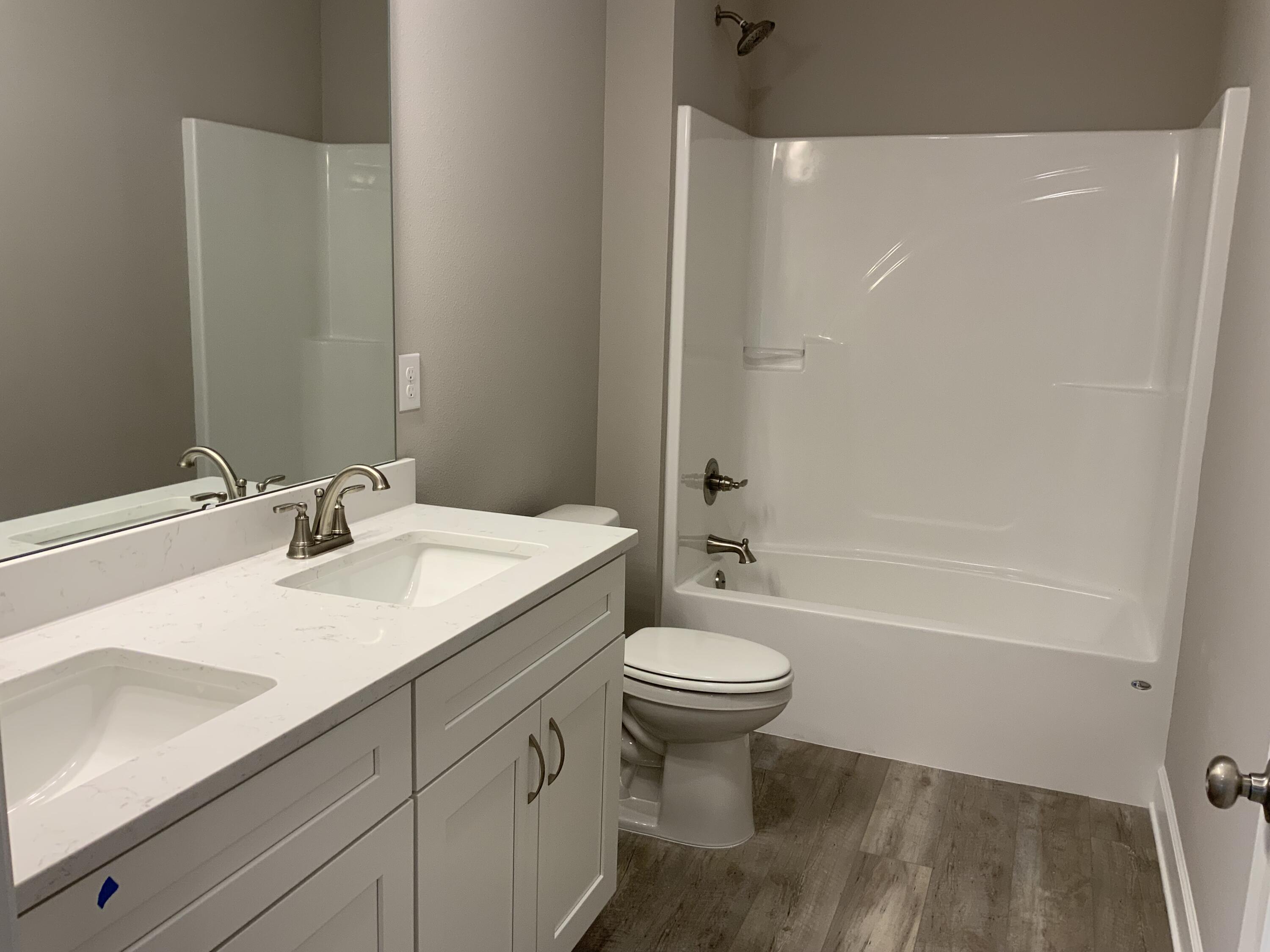 LIBERTY OAKS - Residential