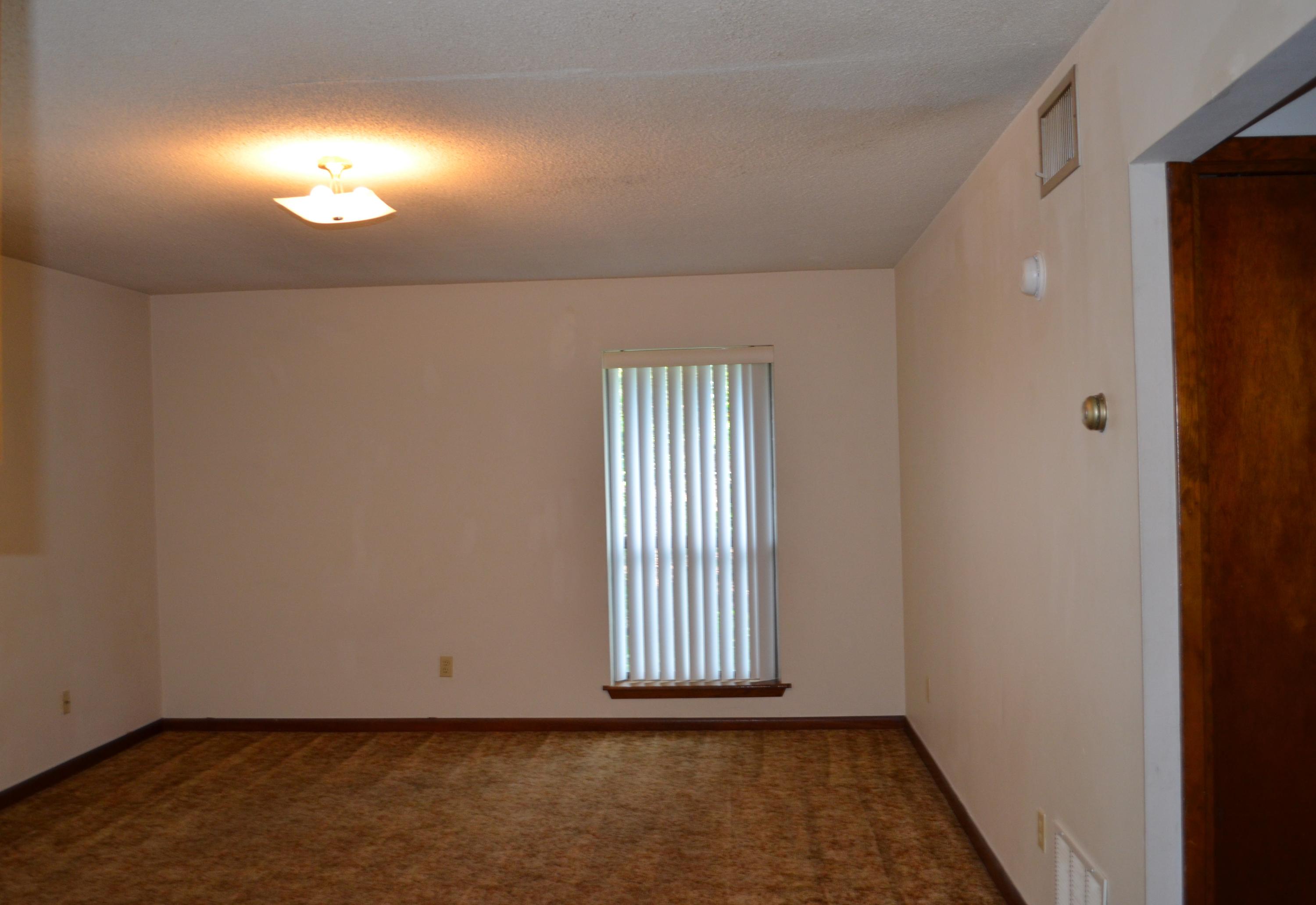 UNRECORDED SUBDIVISION - Residential Lease