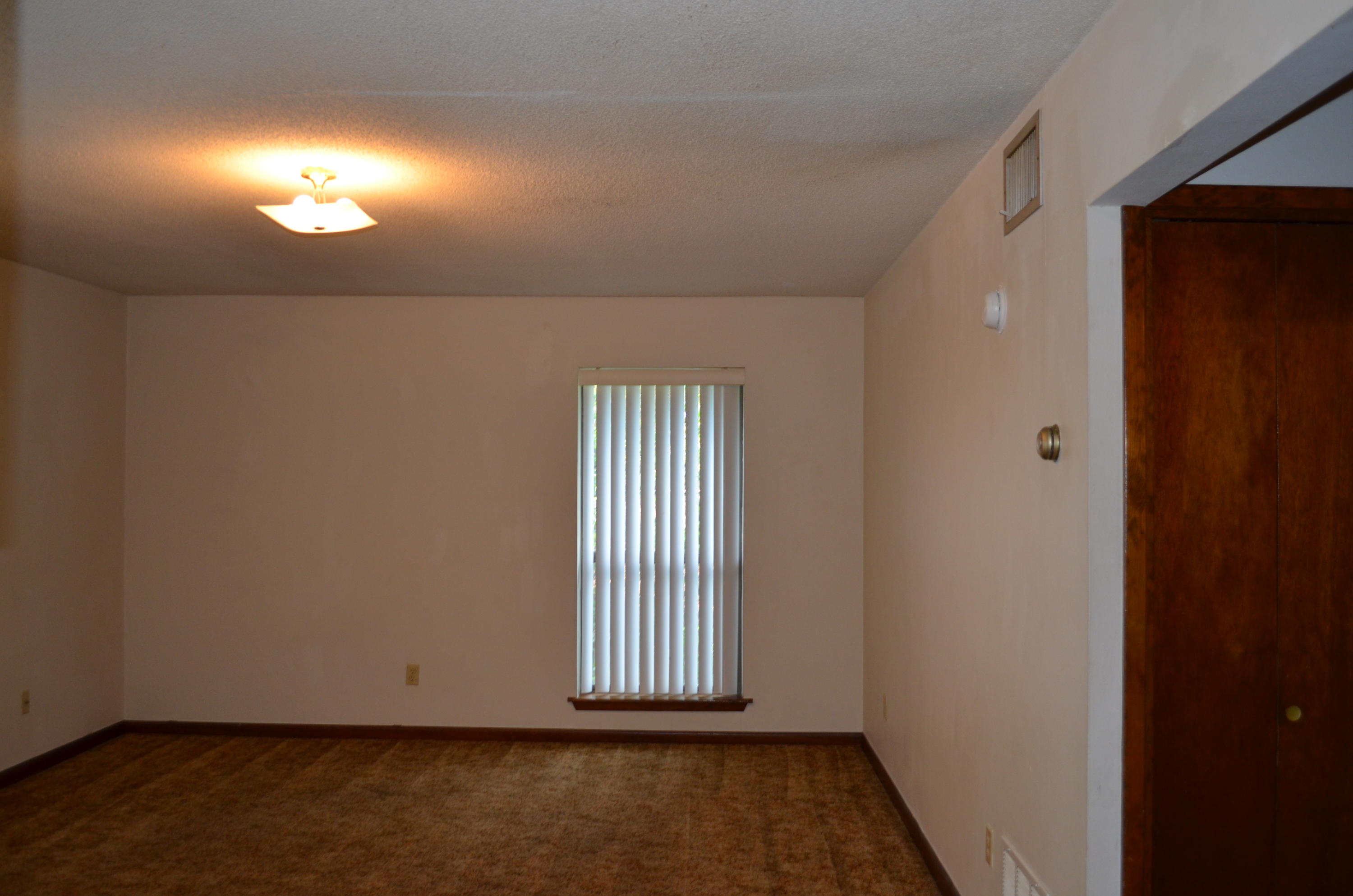 UNRECORDED SUBDIVISION - Residential Lease