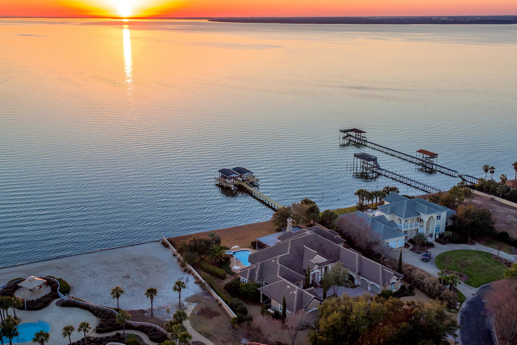 SUNSET BEACH ESTATES AT BLUEWATER BAY PH 2 - Residential