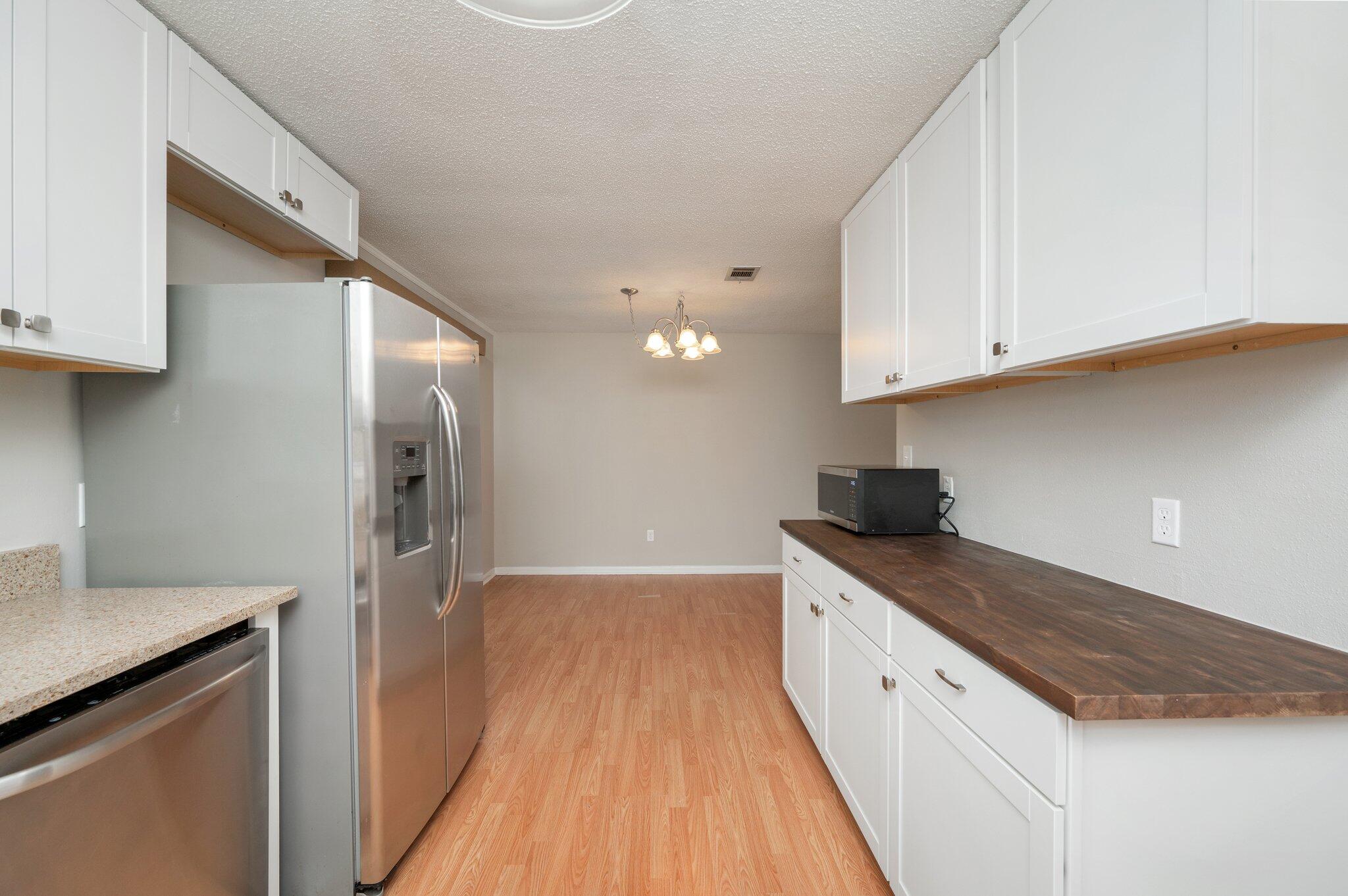 CREEKSIDE 3 - Residential Lease