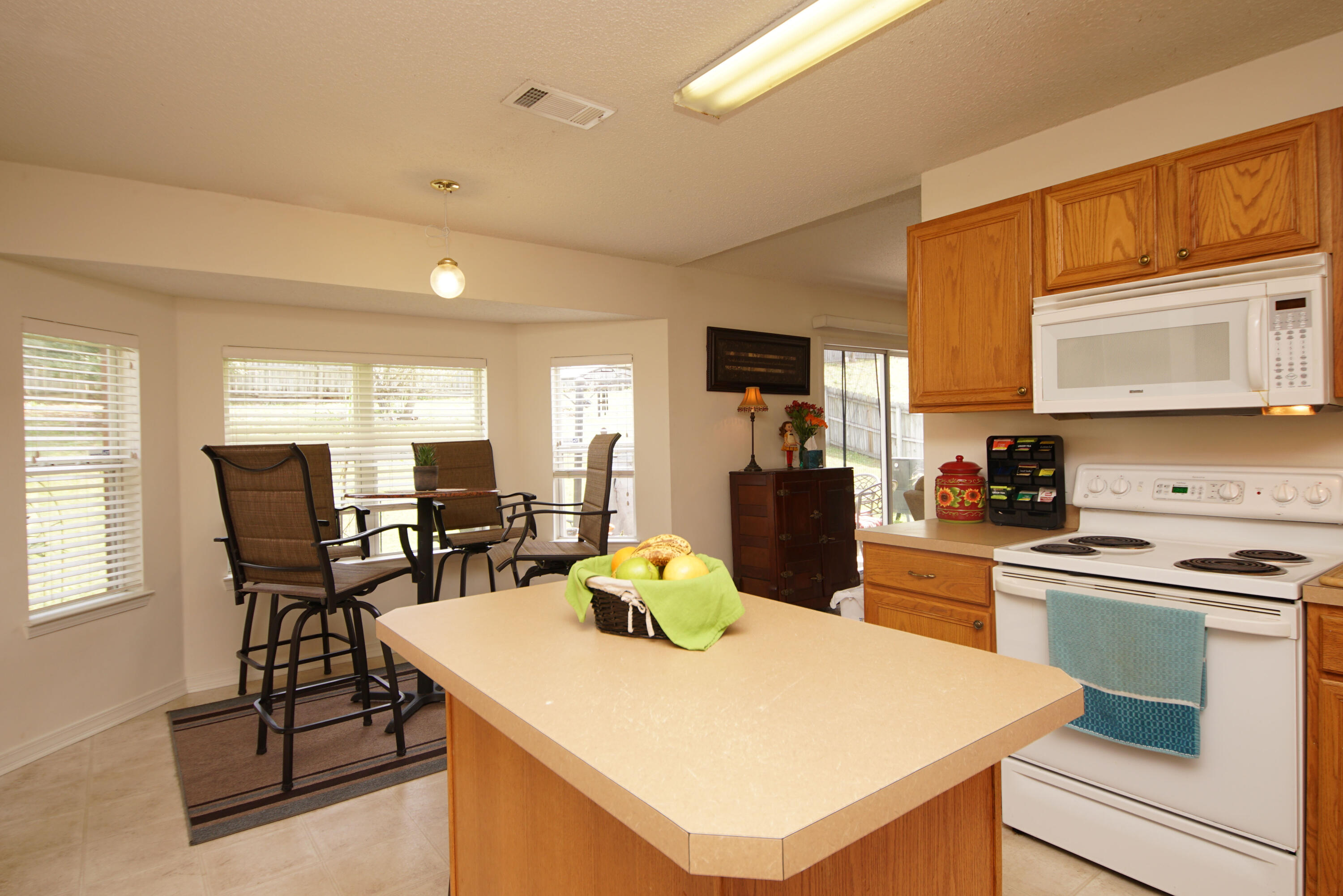 WESTVIEW ESTATES - Residential