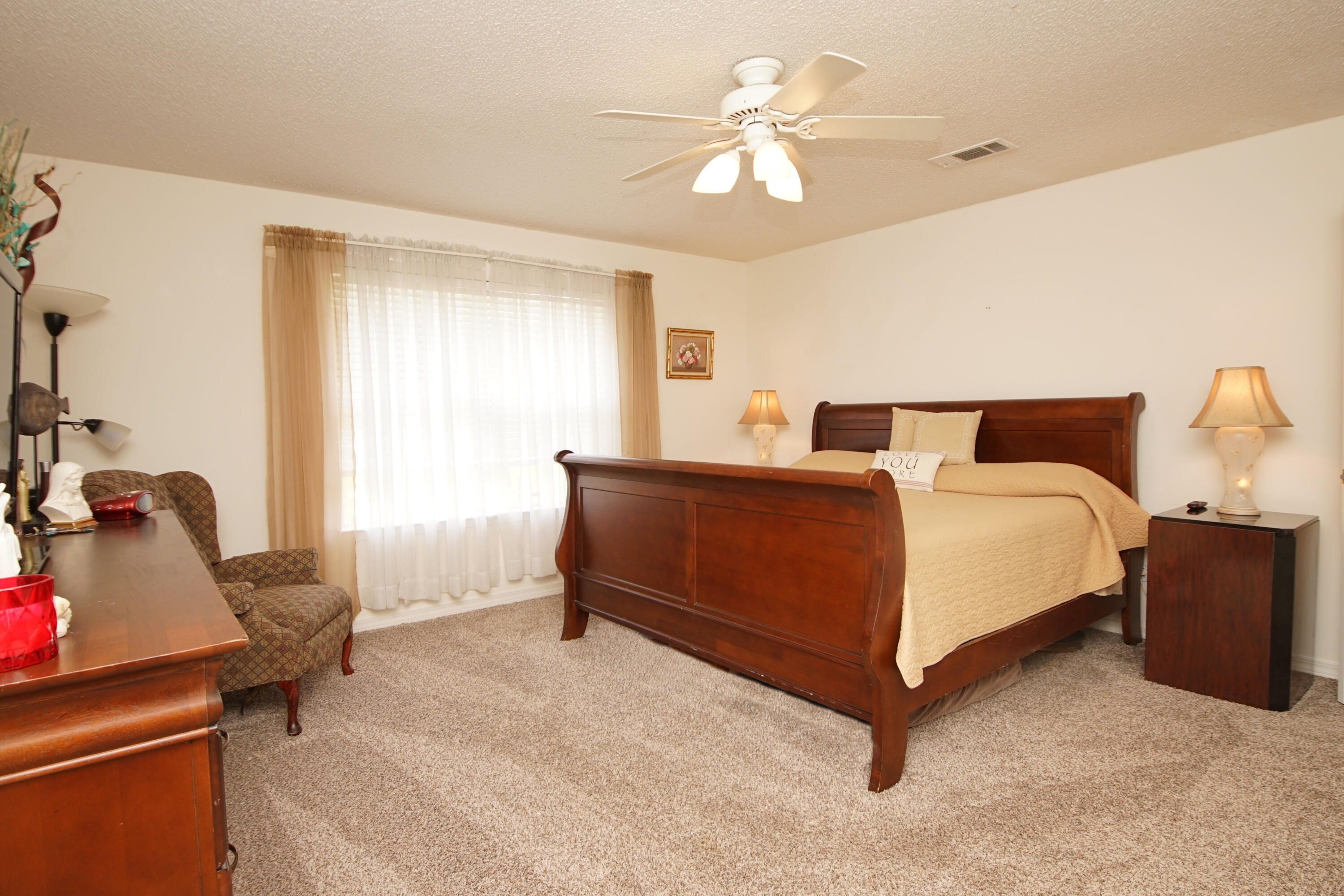 WESTVIEW ESTATES - Residential