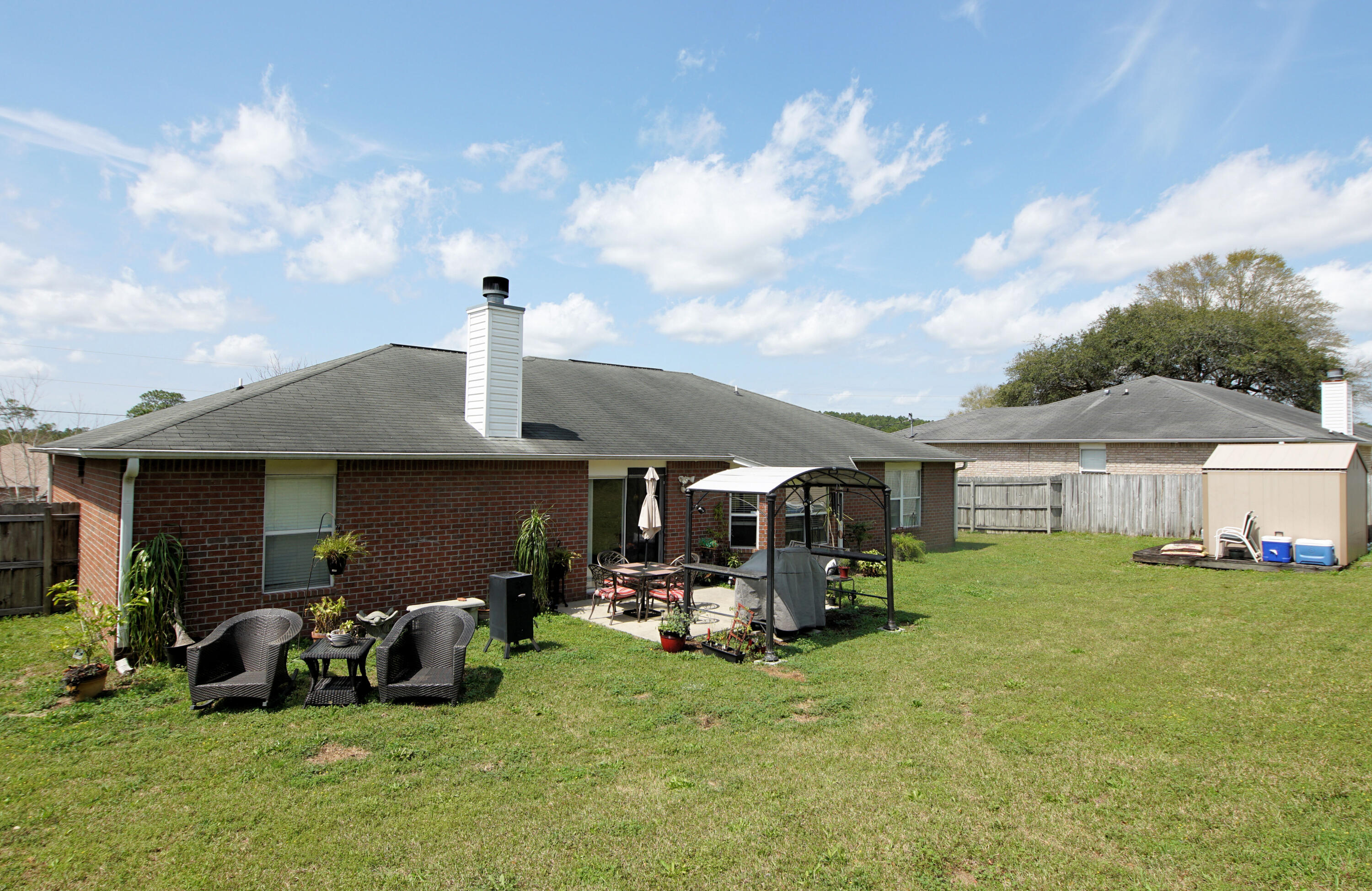 WESTVIEW ESTATES - Residential