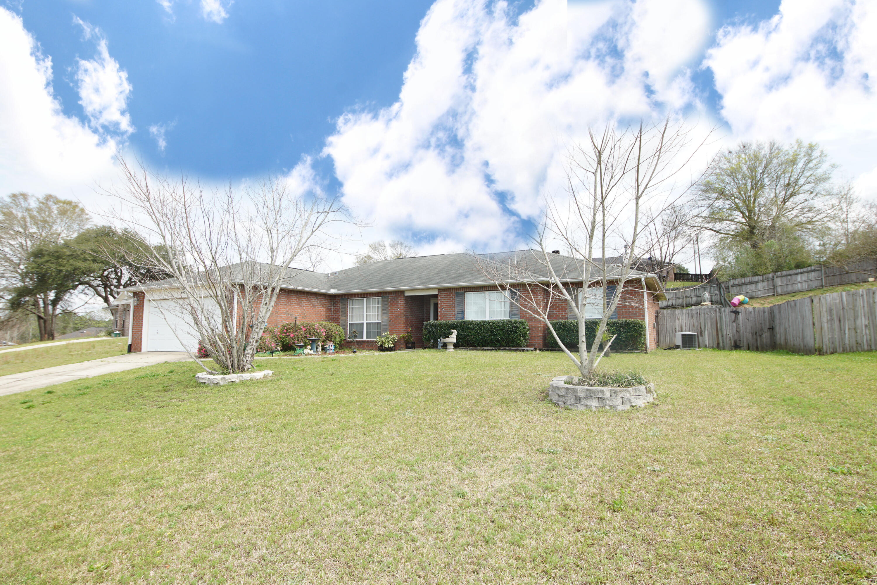 WESTVIEW ESTATES - Residential