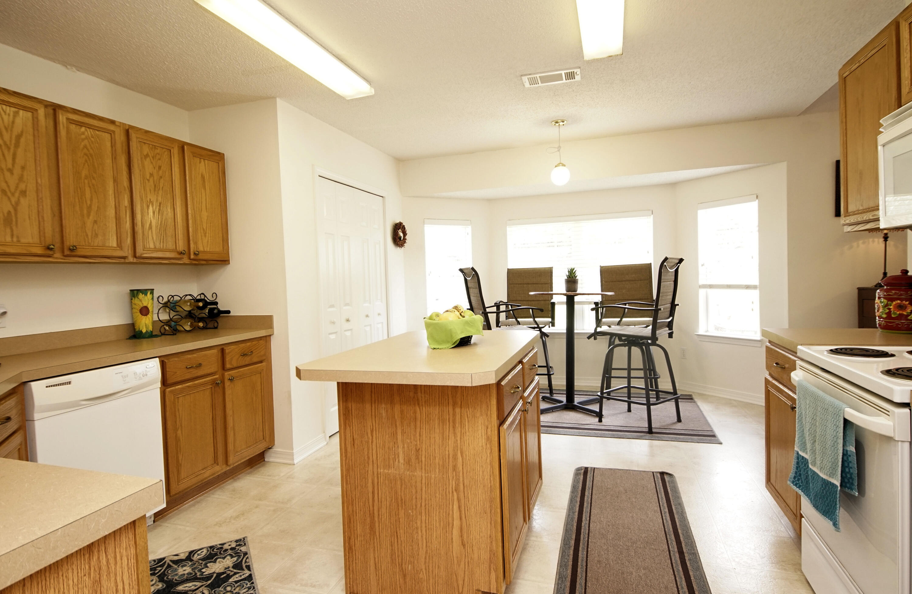 WESTVIEW ESTATES - Residential