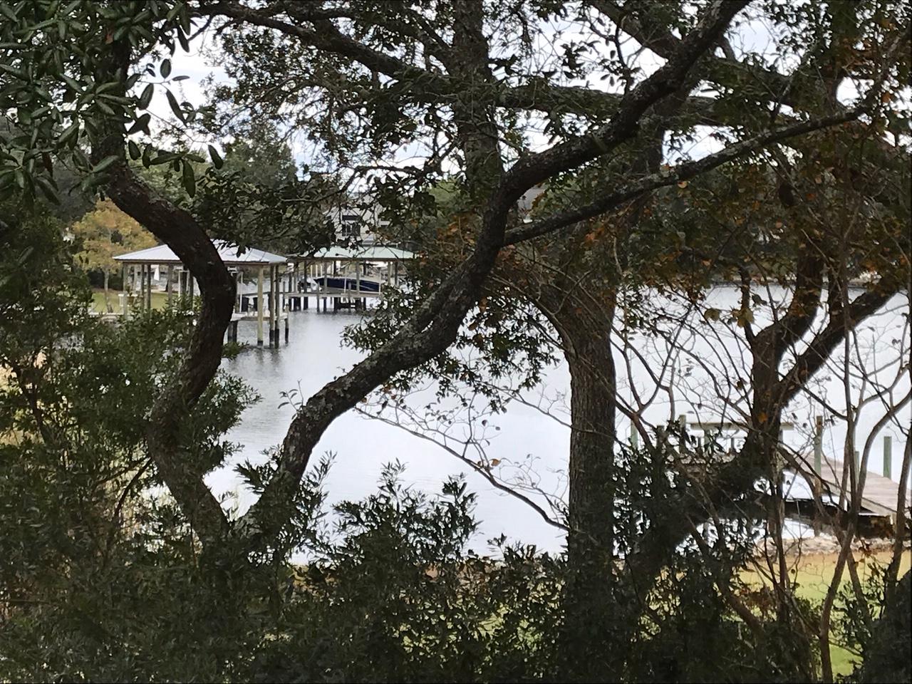 LAKE POINTE - Residential